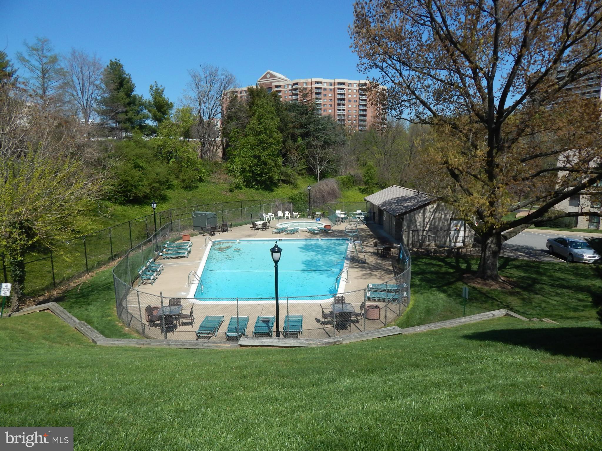 EDSALL BLUFF - Residential