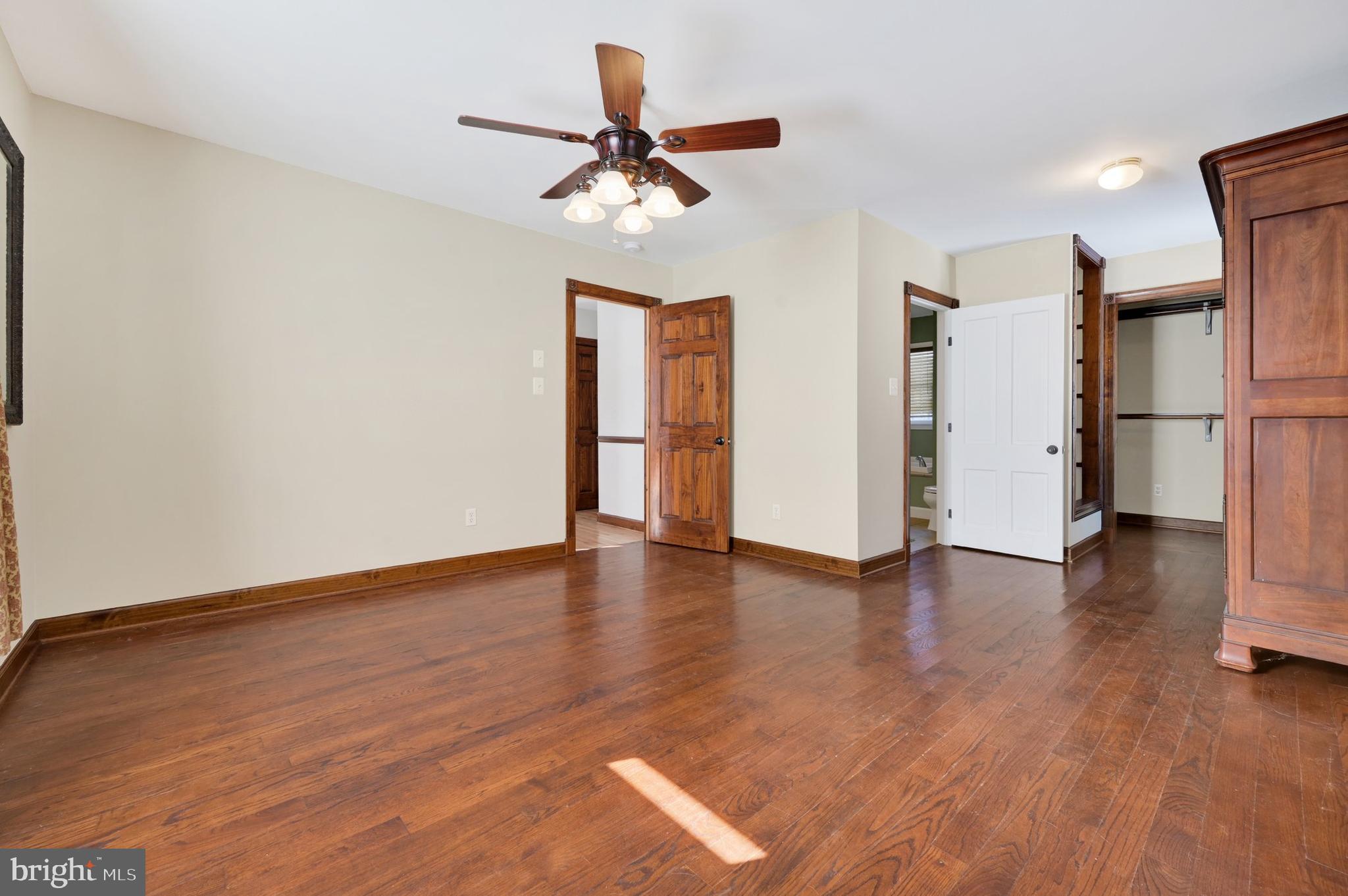 CENTREVILLE - Residential