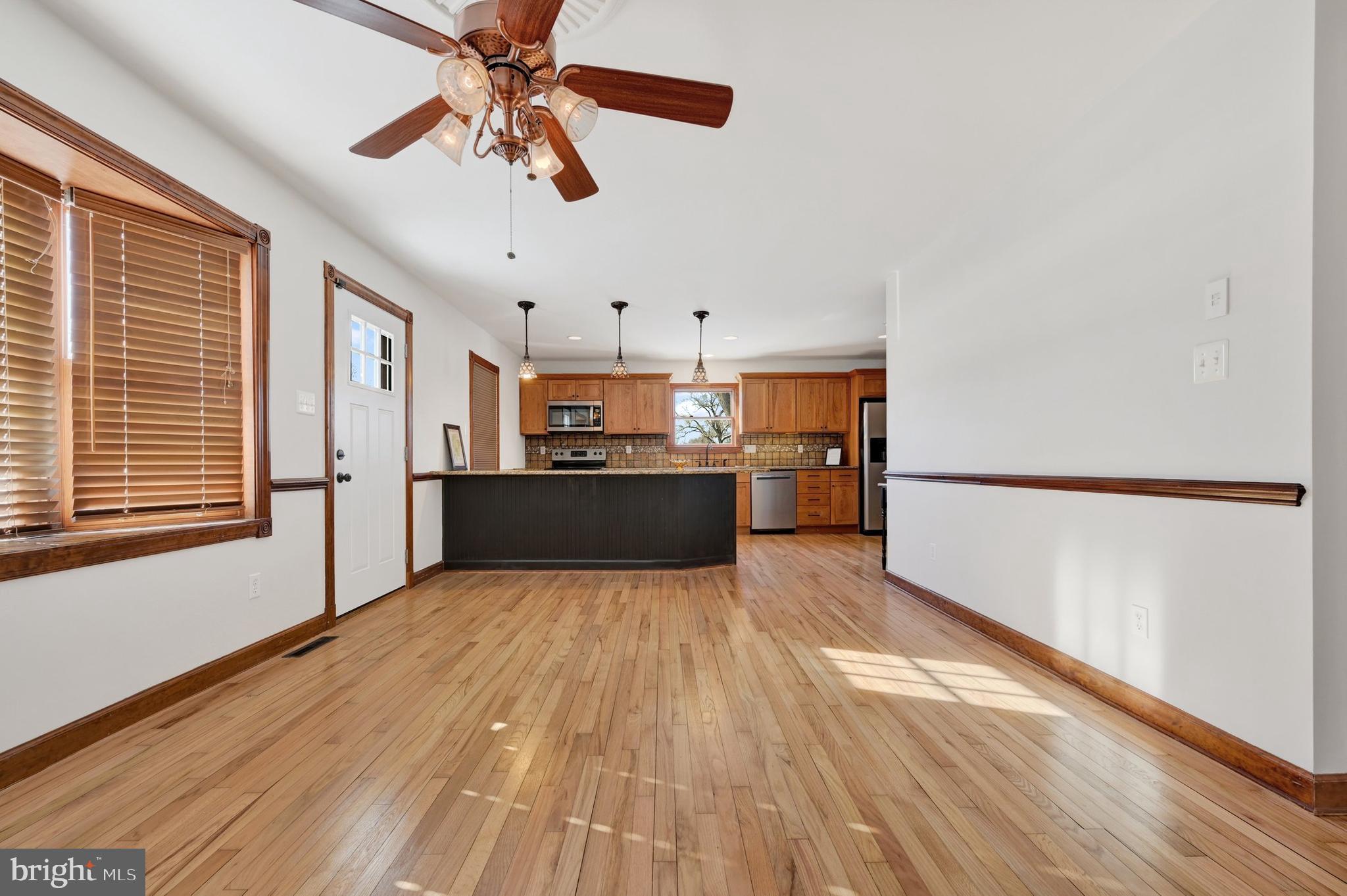 CENTREVILLE - Residential