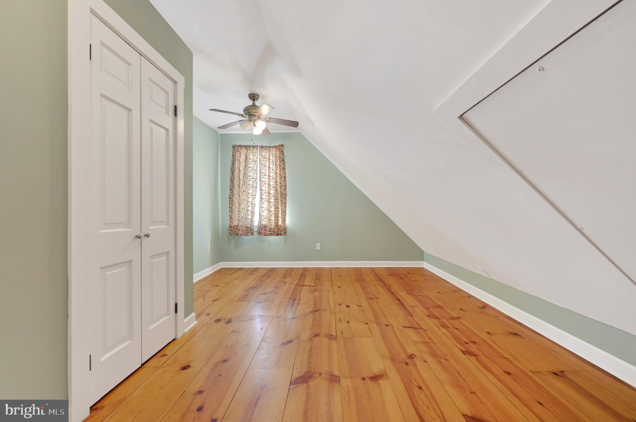 CENTREVILLE - Residential