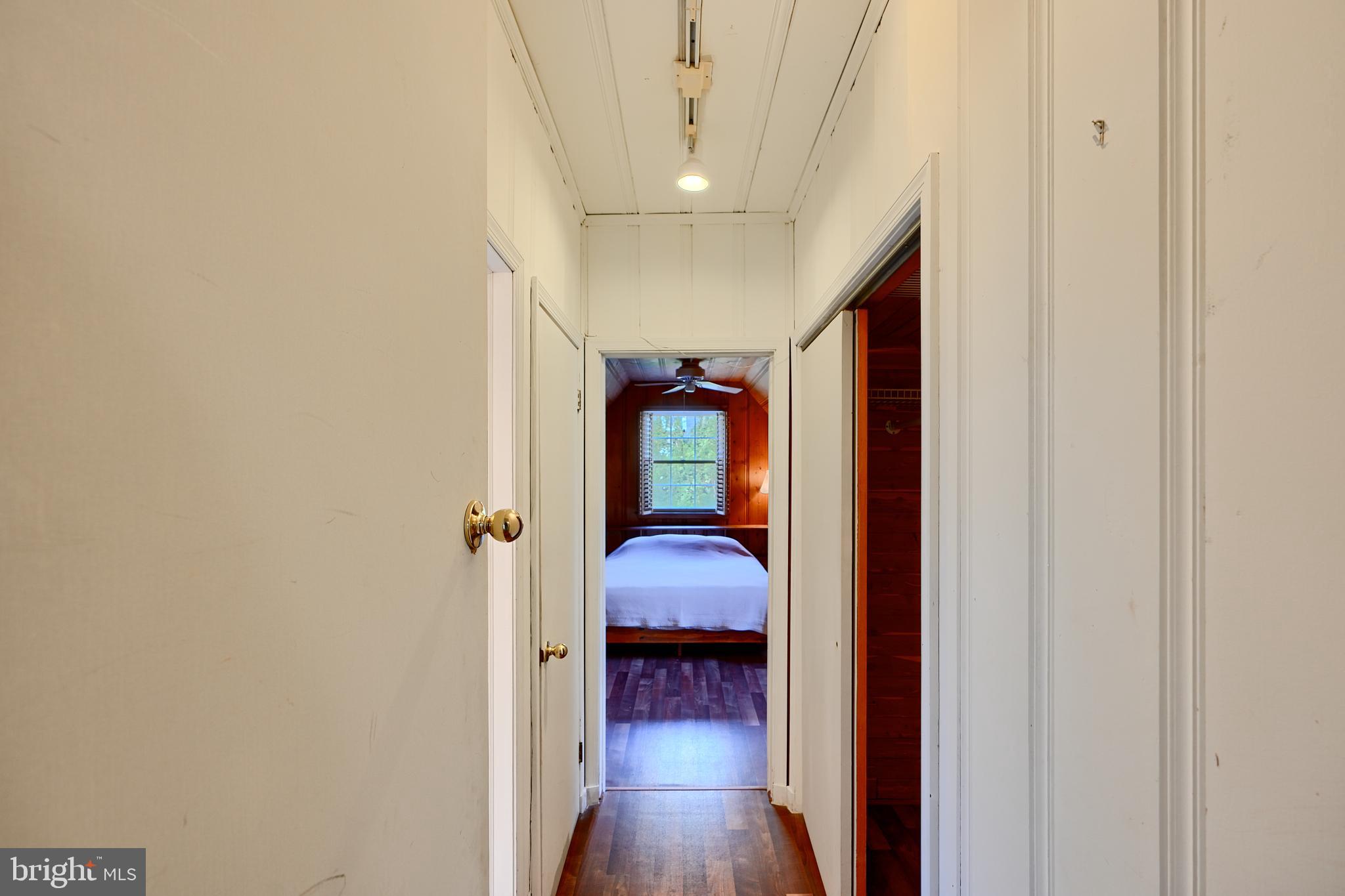 POPLAR HILL - Residential