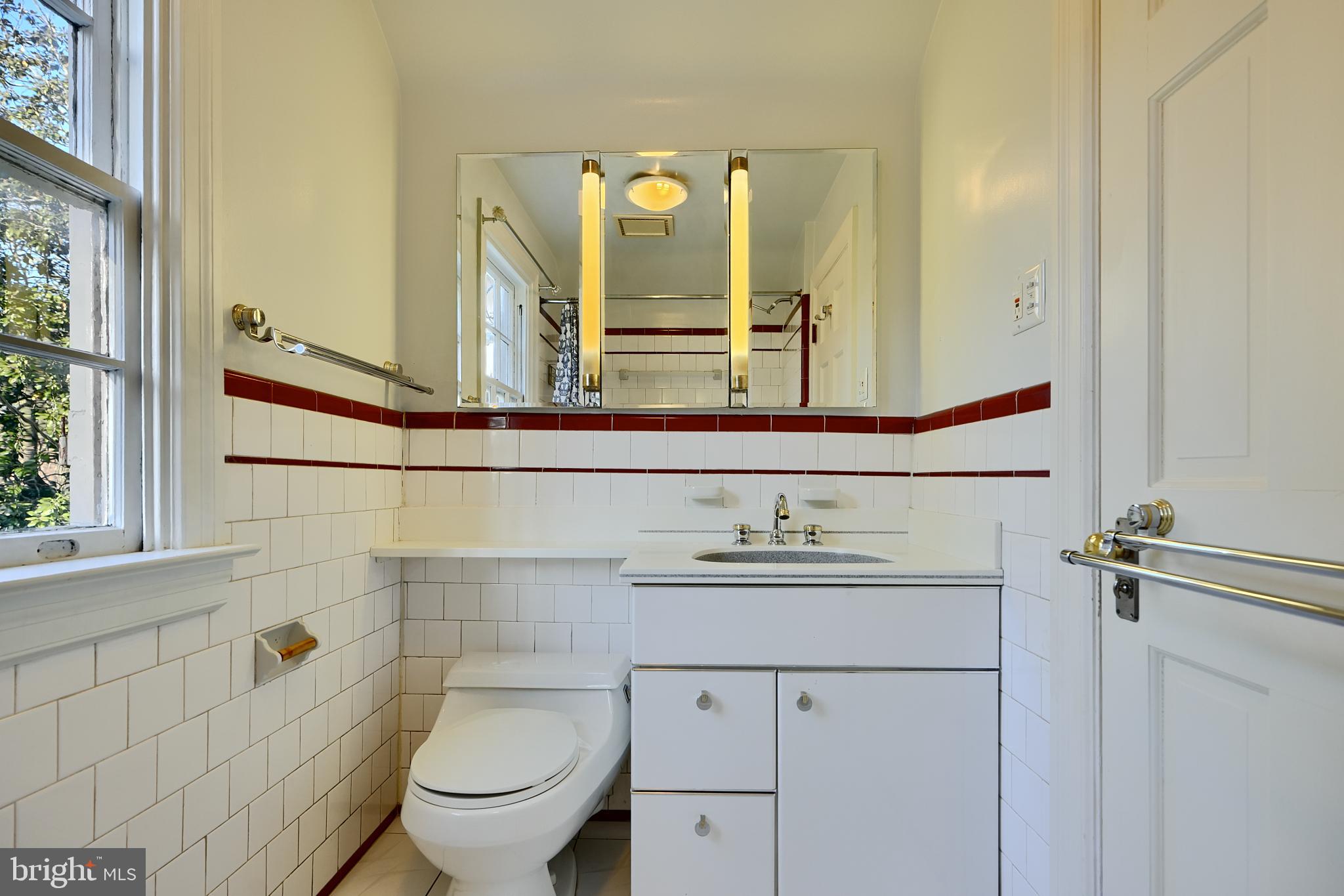POPLAR HILL - Residential