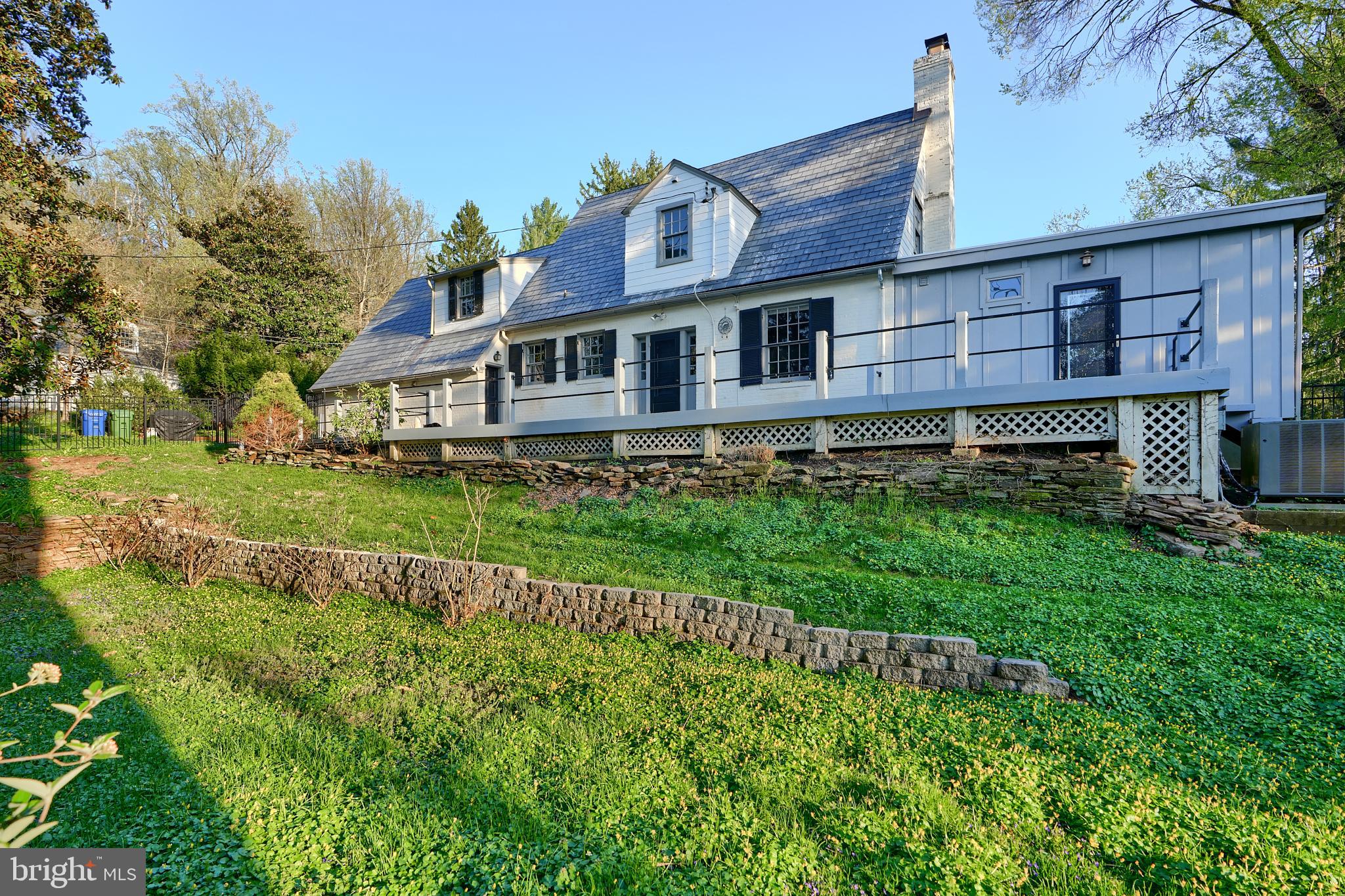 POPLAR HILL - Residential