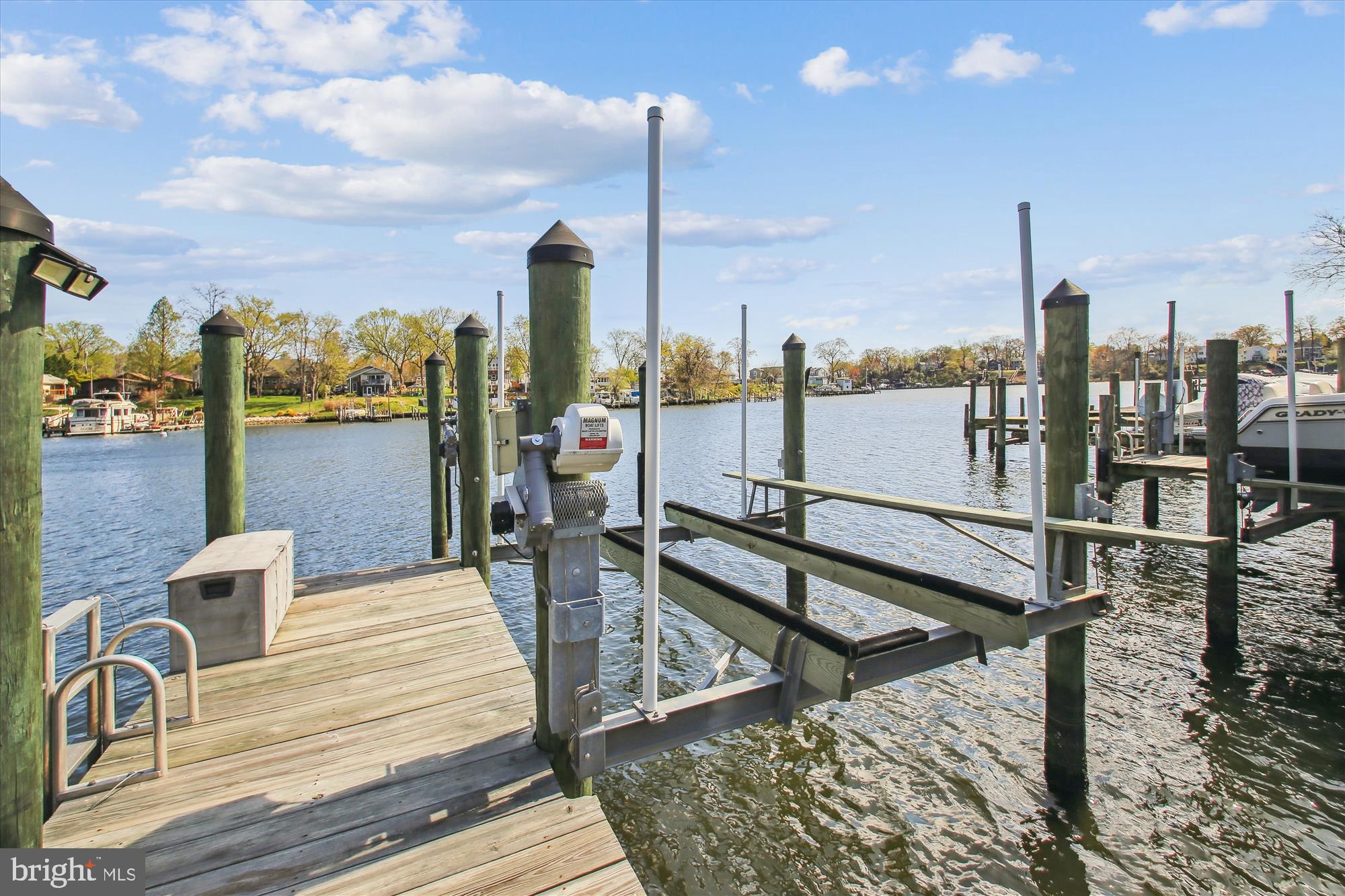 SILVER SANDS - Residential