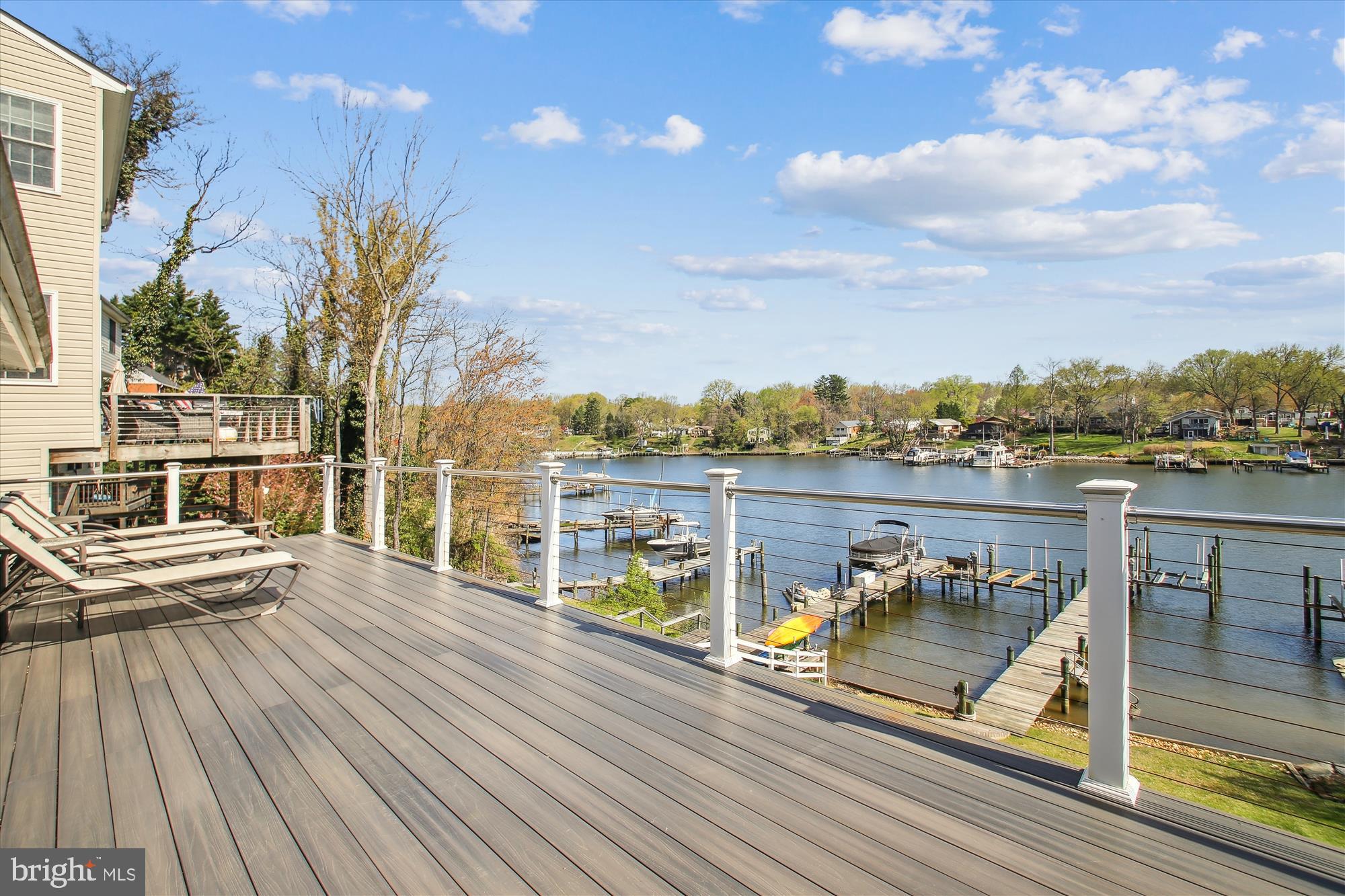 SILVER SANDS - Residential