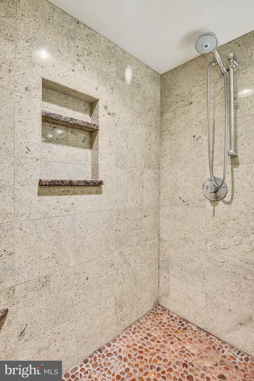 HOLLY HILL HARBOR - Residential