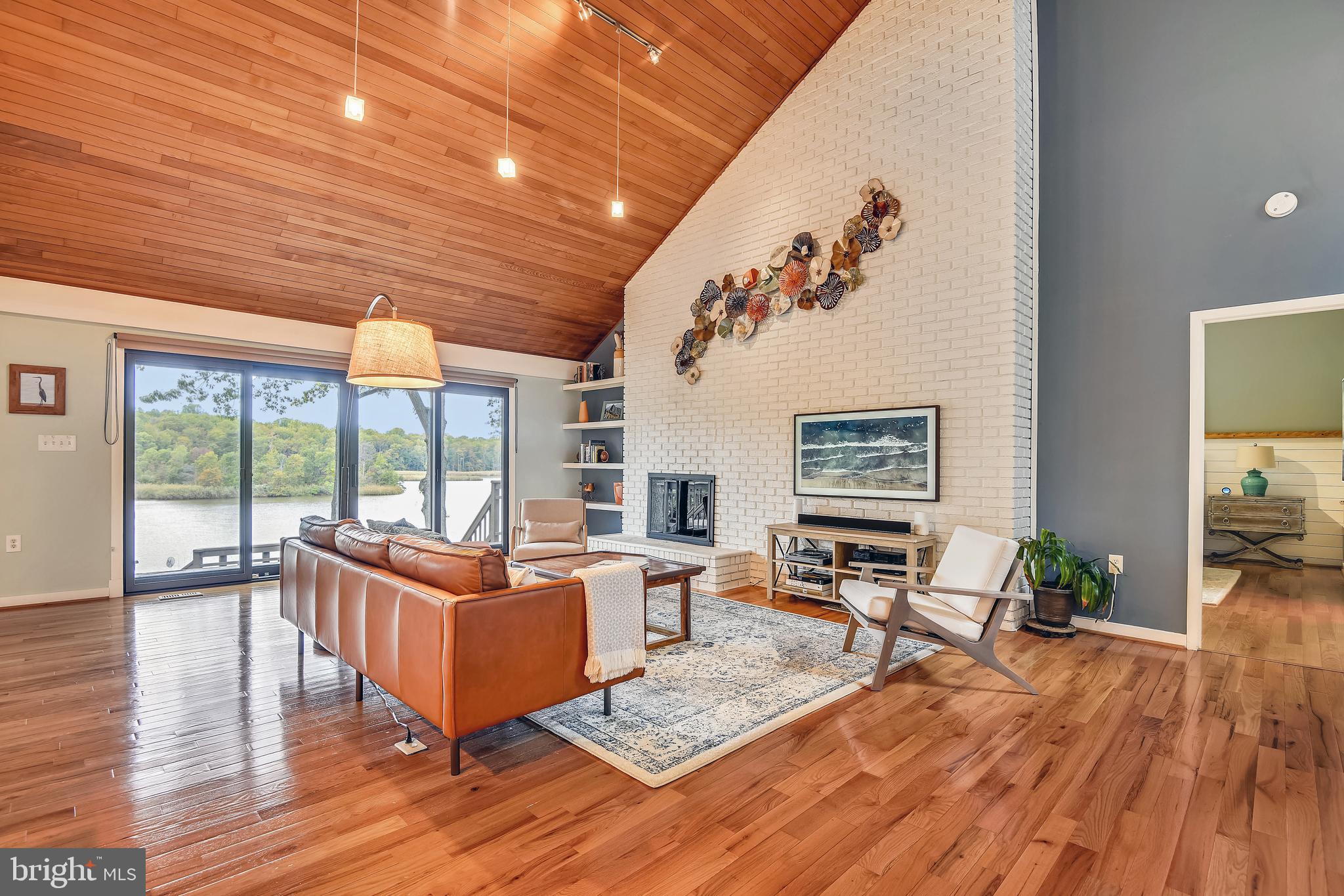 HOLLY HILL HARBOR - Residential