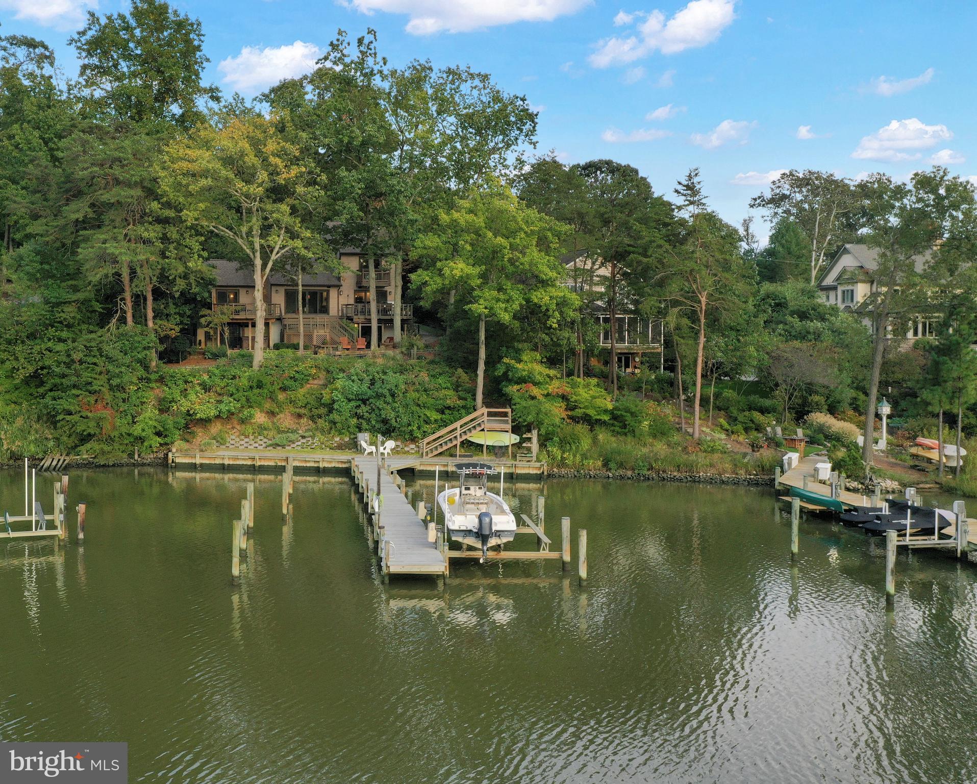HOLLY HILL HARBOR - Residential