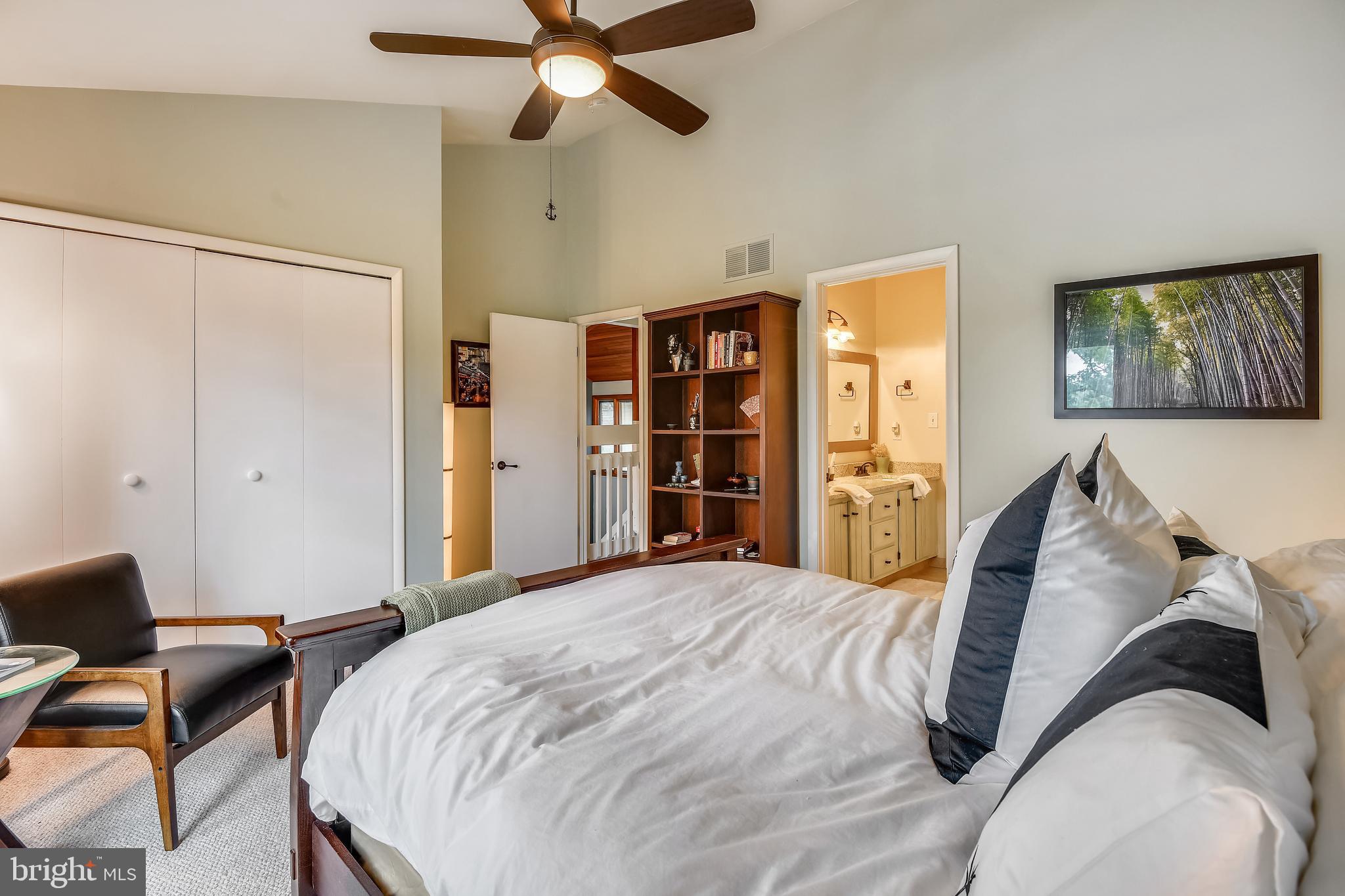 HOLLY HILL HARBOR - Residential