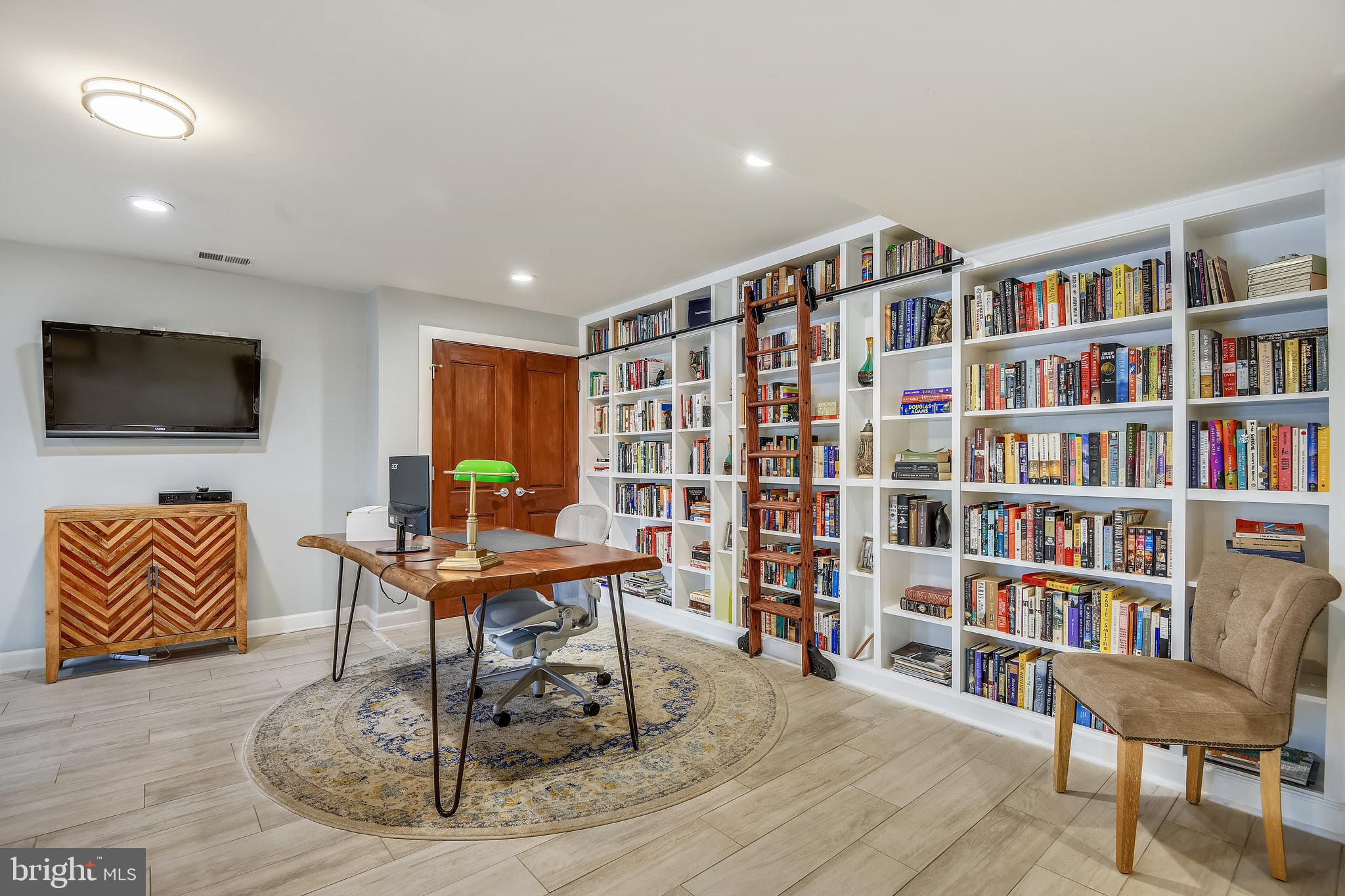 HOLLY HILL HARBOR - Residential