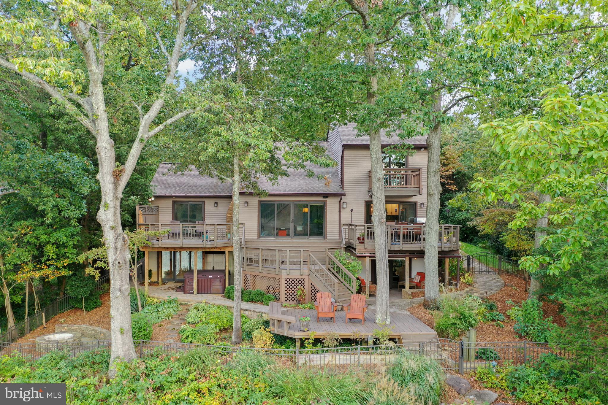 HOLLY HILL HARBOR - Residential