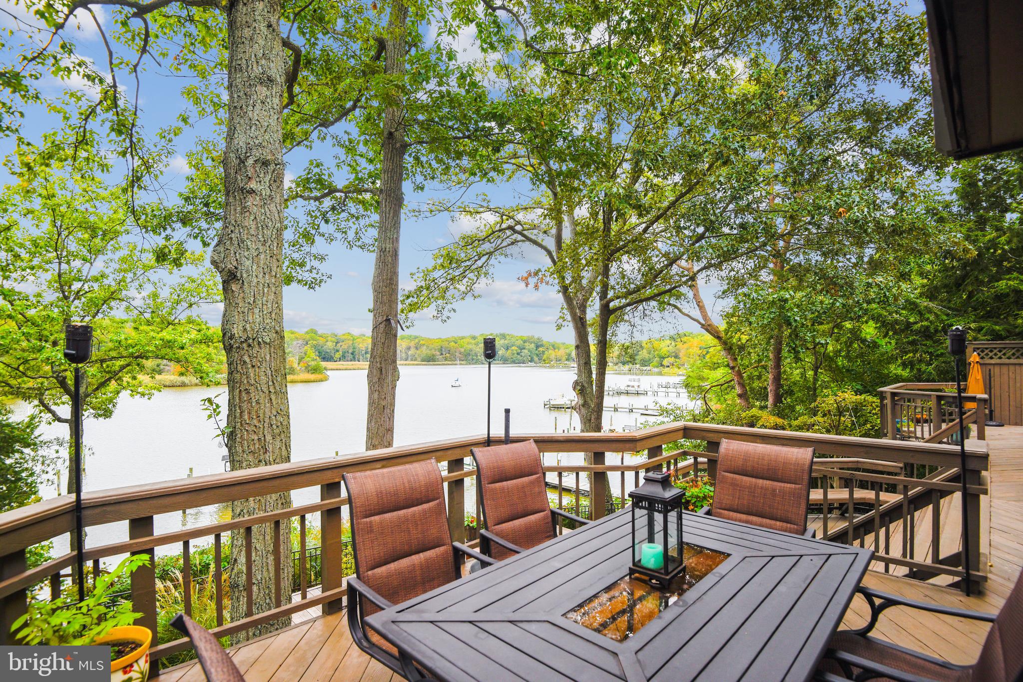 HOLLY HILL HARBOR - Residential