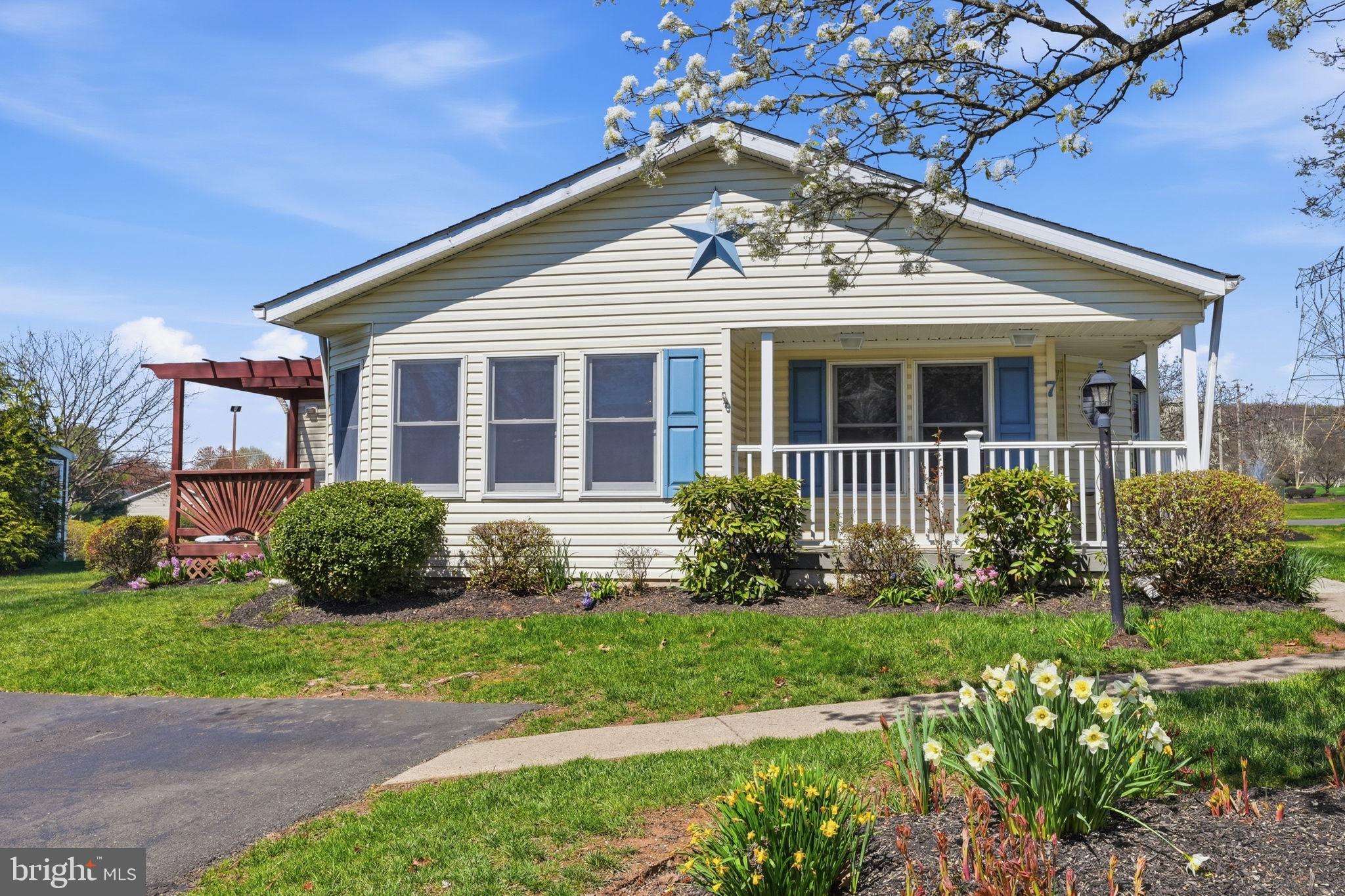 BUCKINGHAM SPRINGS - Residential