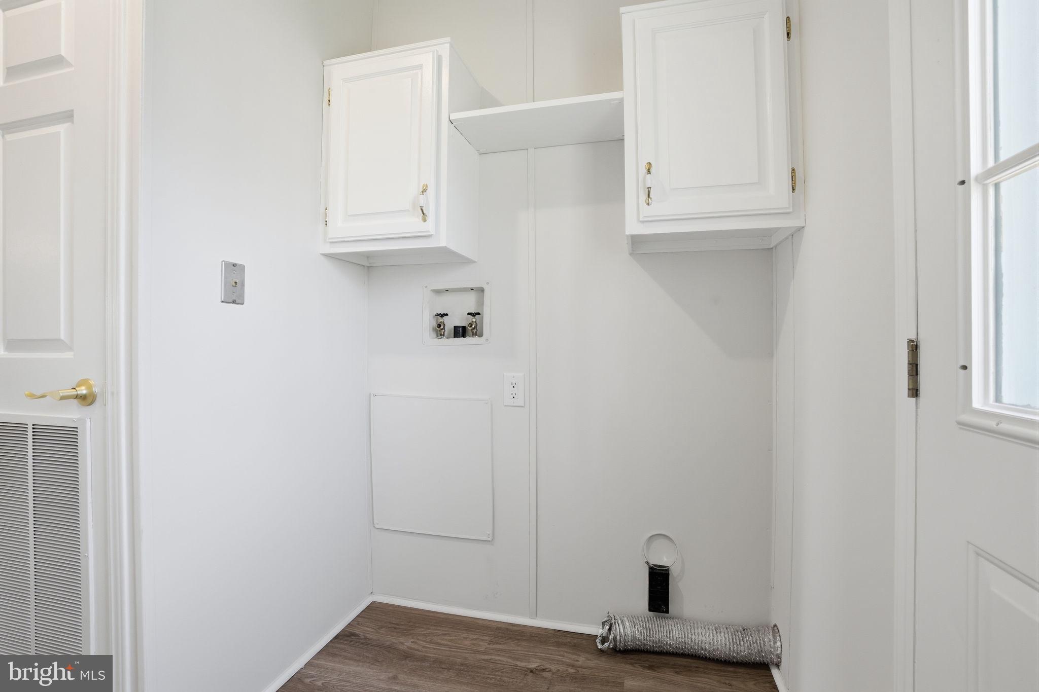 BUCKINGHAM SPRINGS - Residential