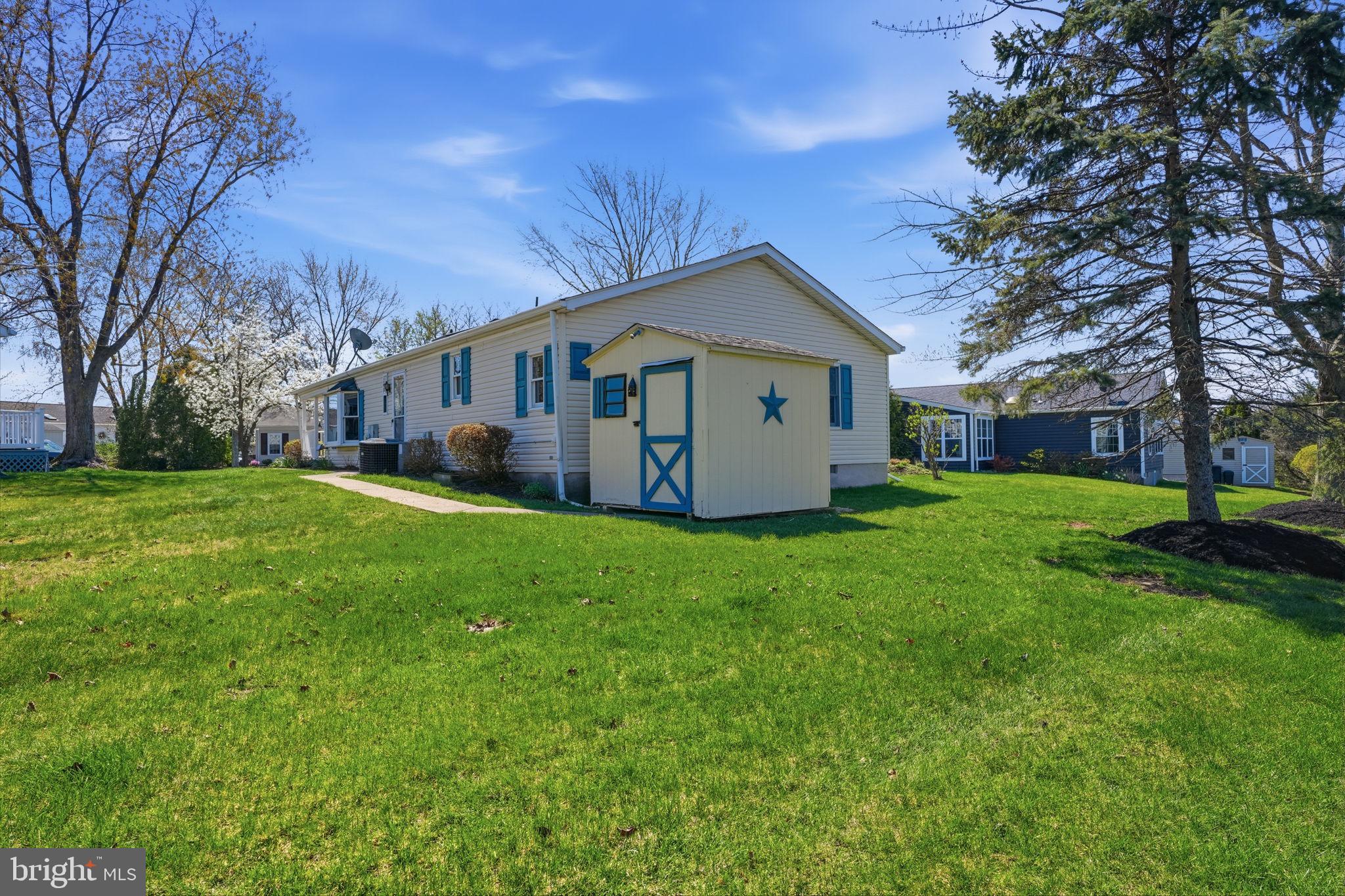 BUCKINGHAM SPRINGS - Residential