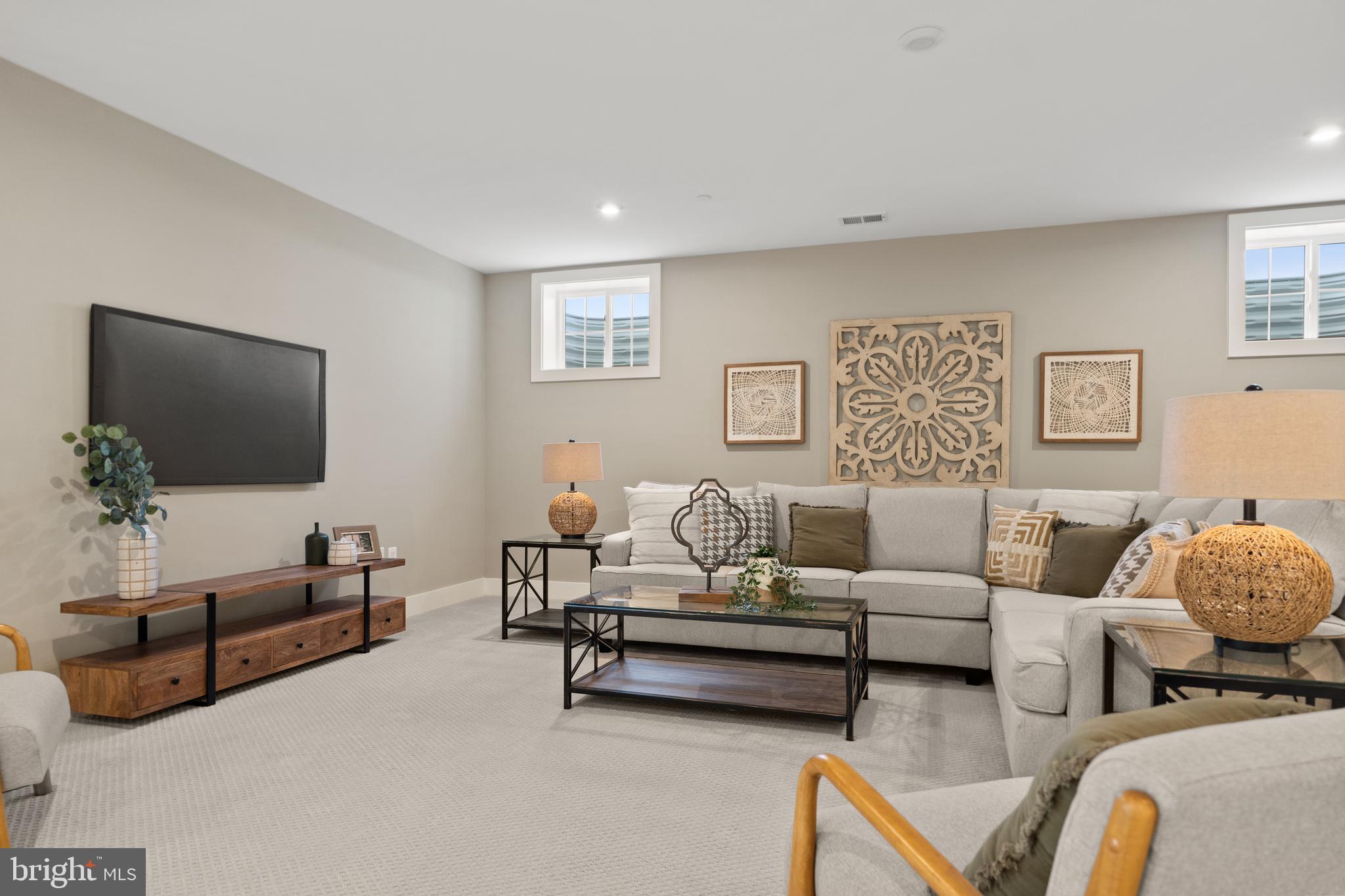 KNOB HILL ESTATES AT MADISON FIELDS - Residential