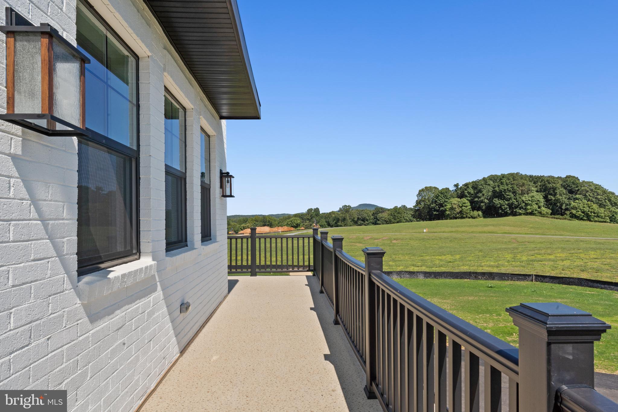 KNOB HILL ESTATES AT MADISON FIELDS - Residential