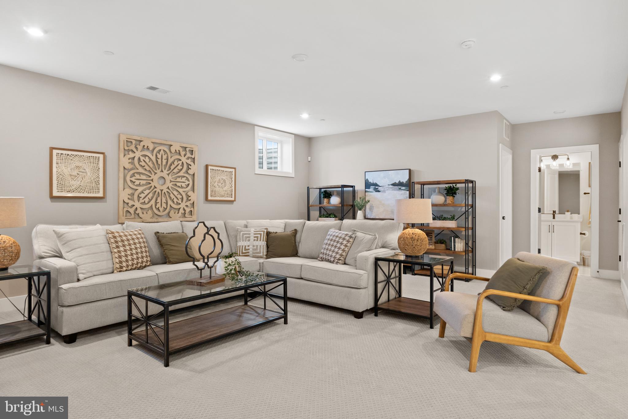 KNOB HILL ESTATES AT MADISON FIELDS - Residential