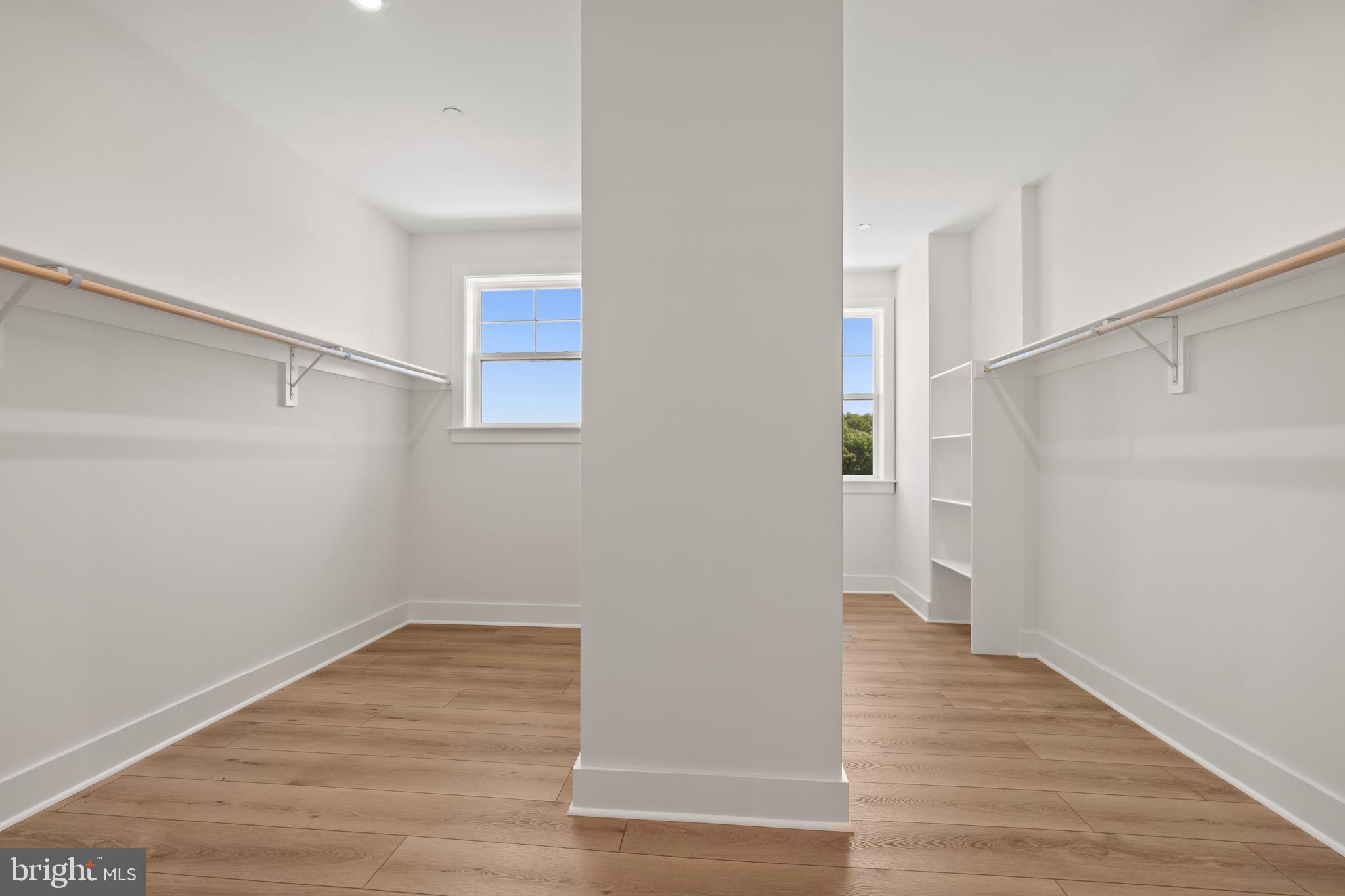 KNOB HILL ESTATES AT MADISON FIELDS - Residential