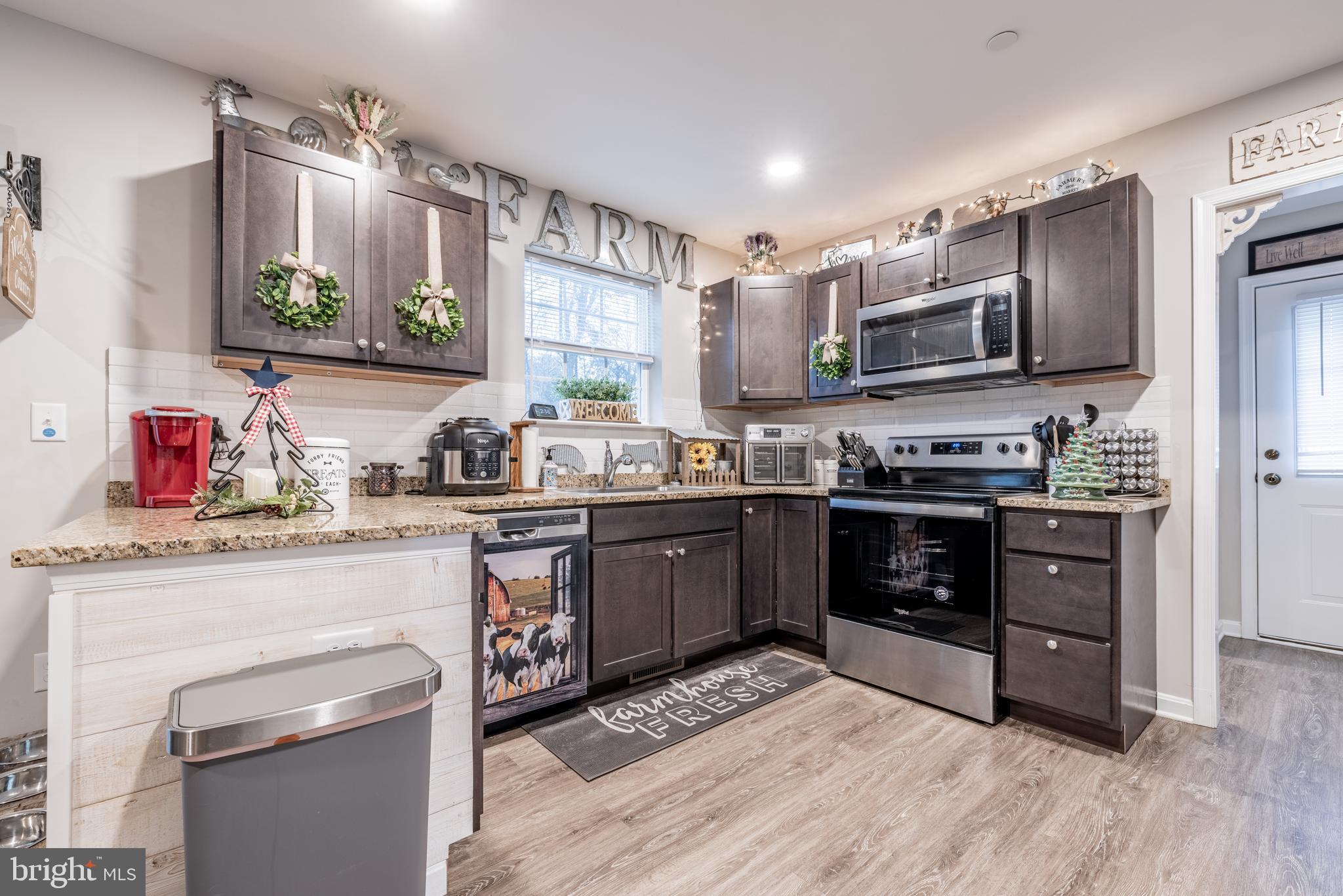 CHAR NOR MANOR - Residential Lease