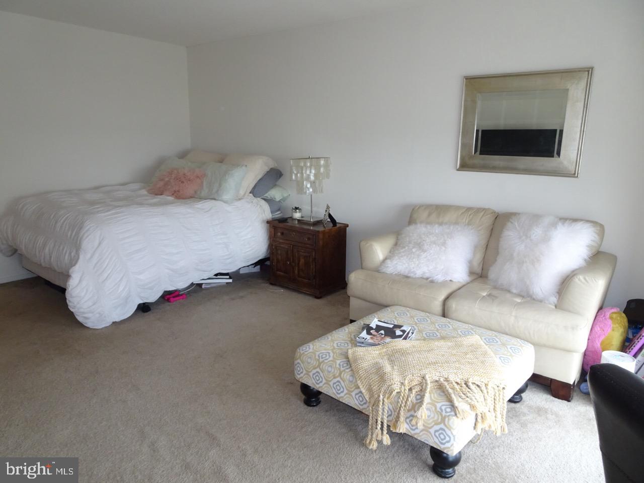 RITTENHOUSE SQUARE - Residential Lease