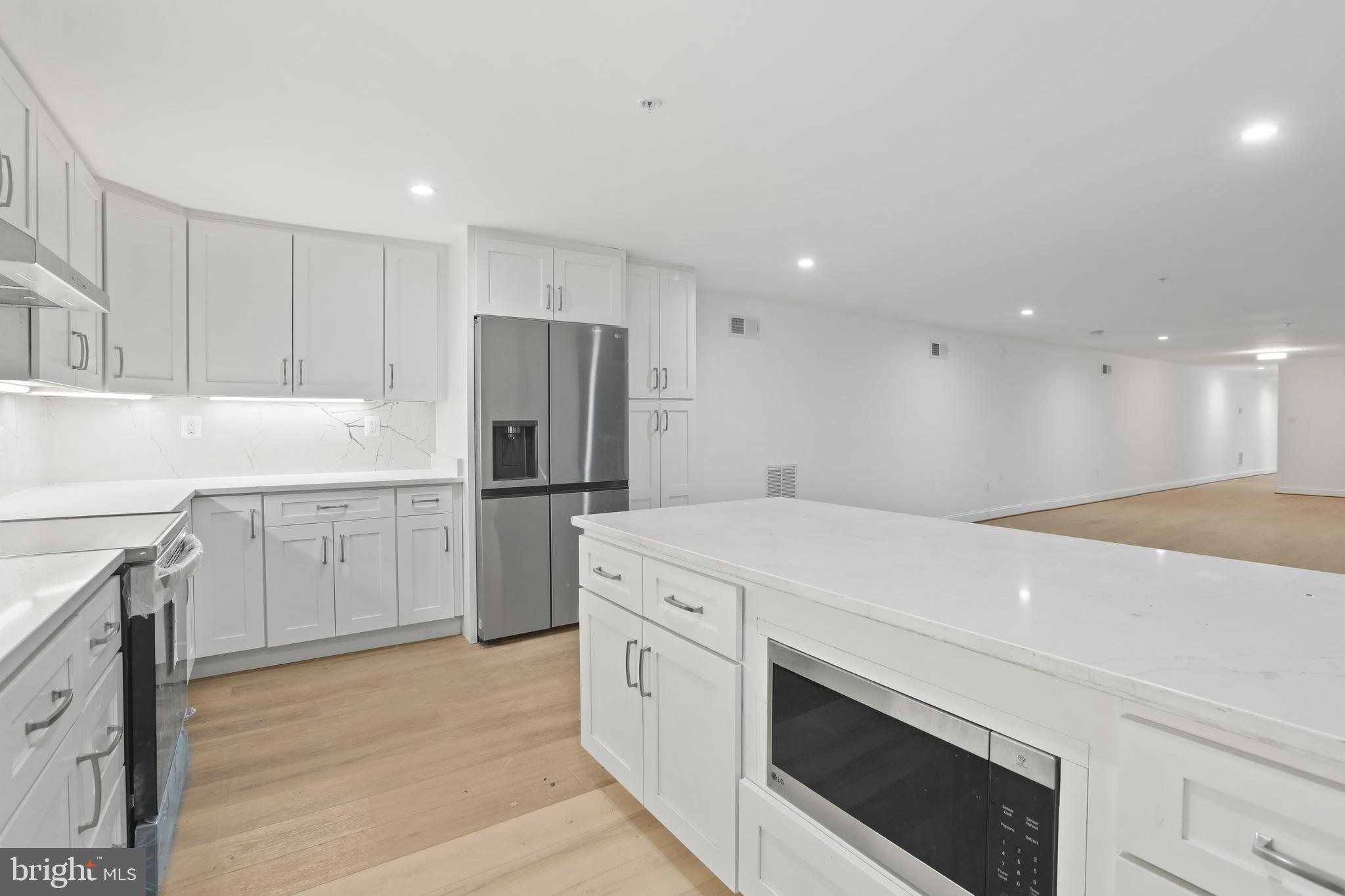 MOUNT VERNON PLACE HISTORIC DISTRICT - Residential Lease