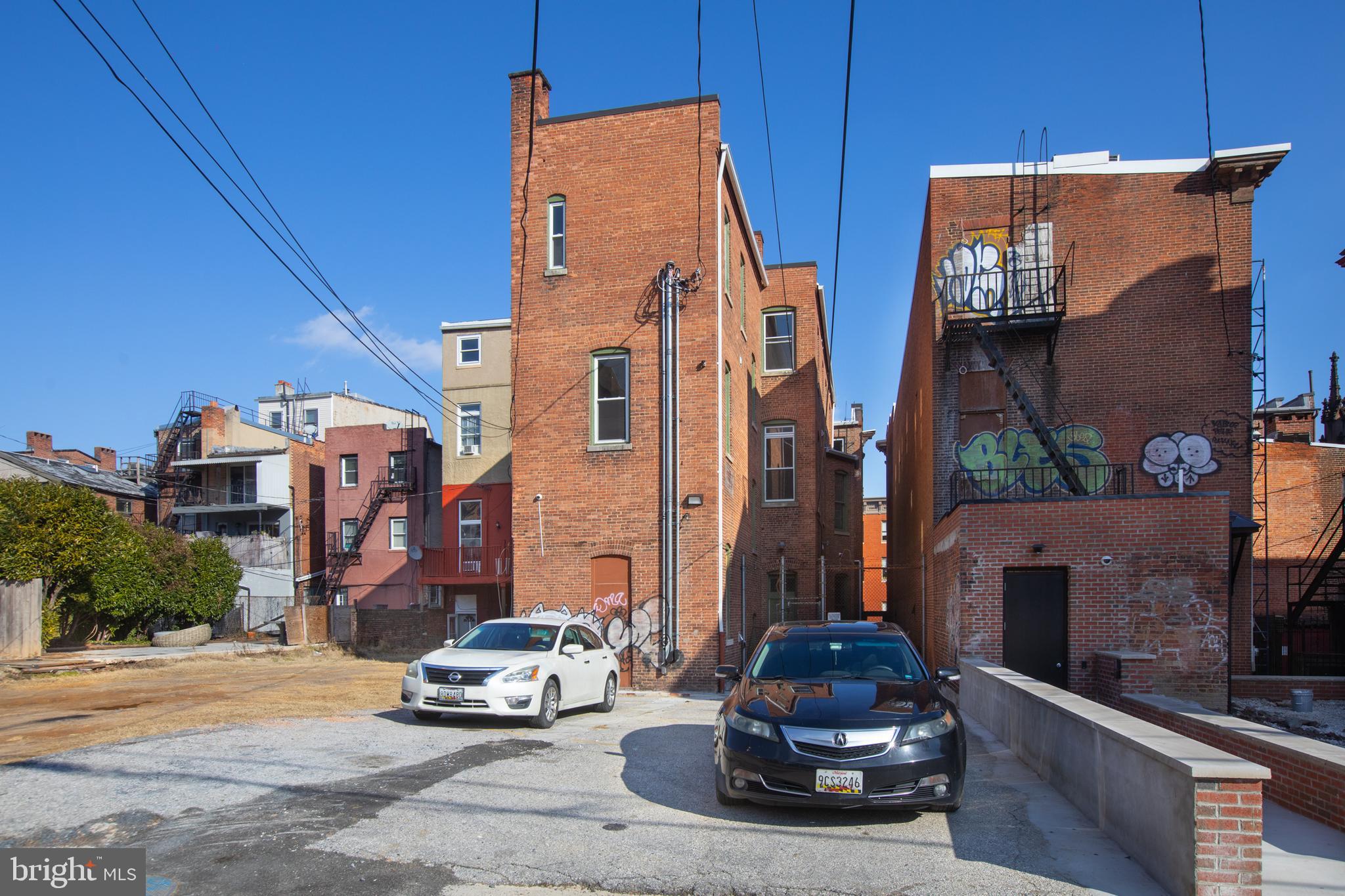 MOUNT VERNON PLACE HISTORIC DISTRICT - Residential Lease