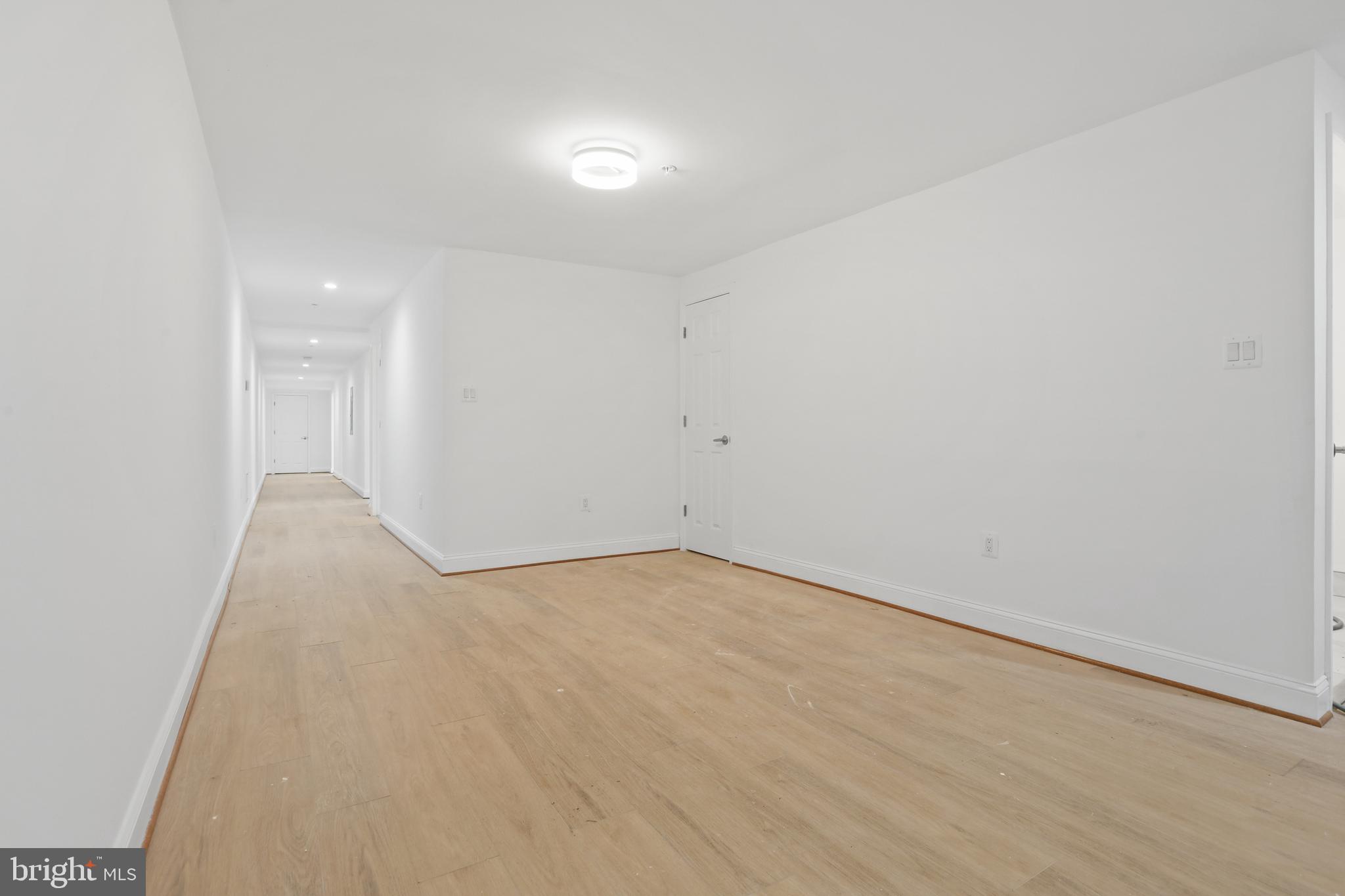 MOUNT VERNON PLACE HISTORIC DISTRICT - Residential Lease