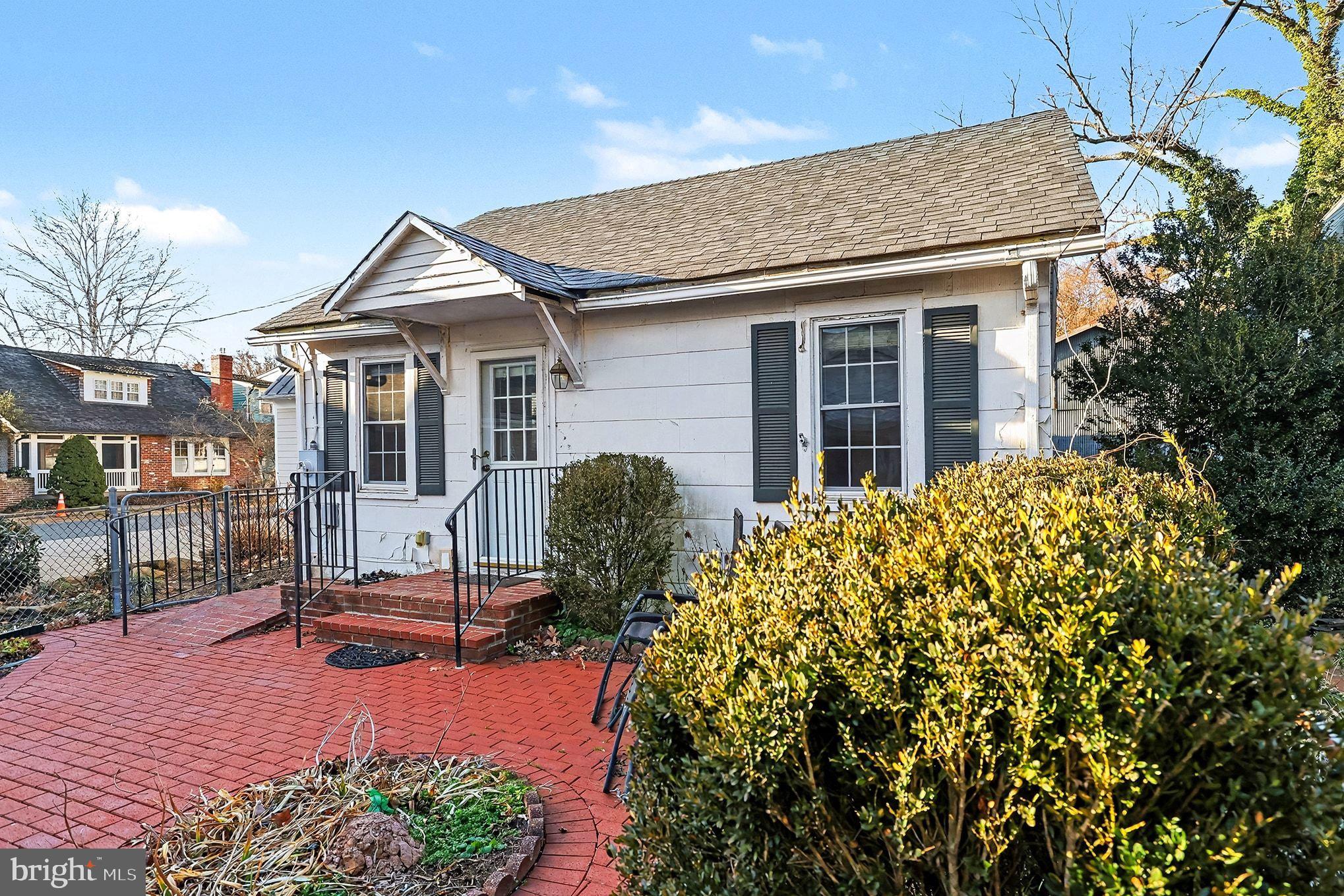 CITY OF FREDERICKSBURG - Residential Lease