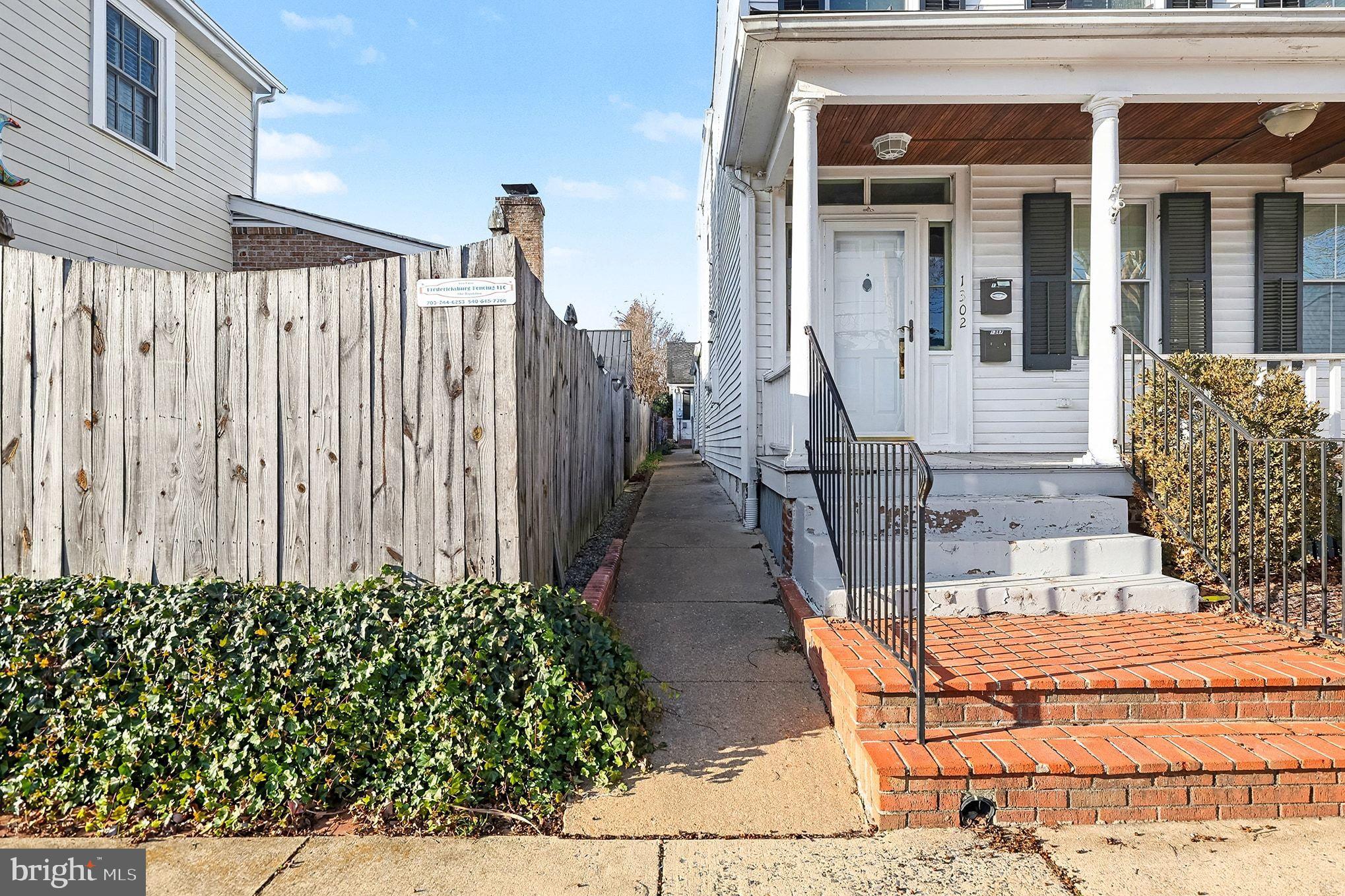 CITY OF FREDERICKSBURG - Residential Lease