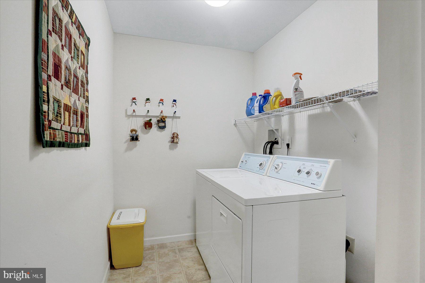 ALLYSON'S CROSSING - Residential