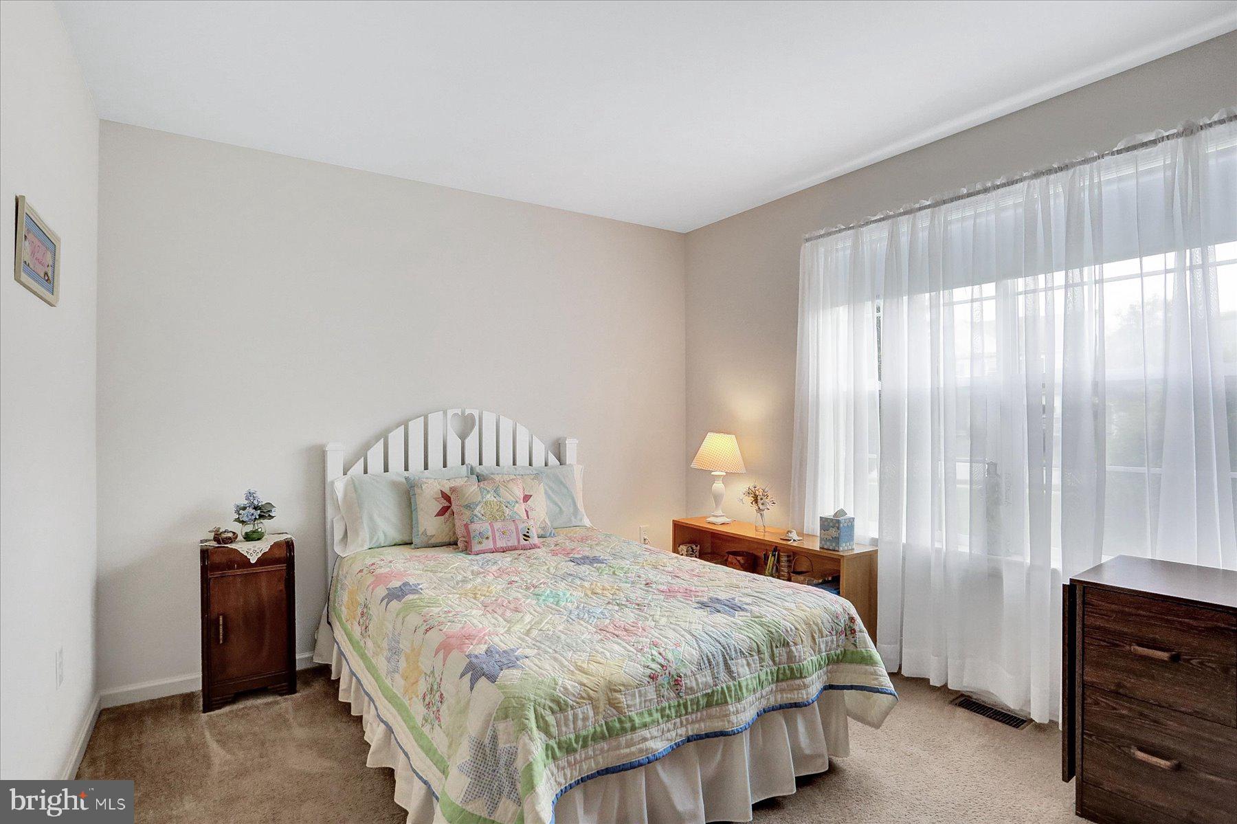 ALLYSON'S CROSSING - Residential