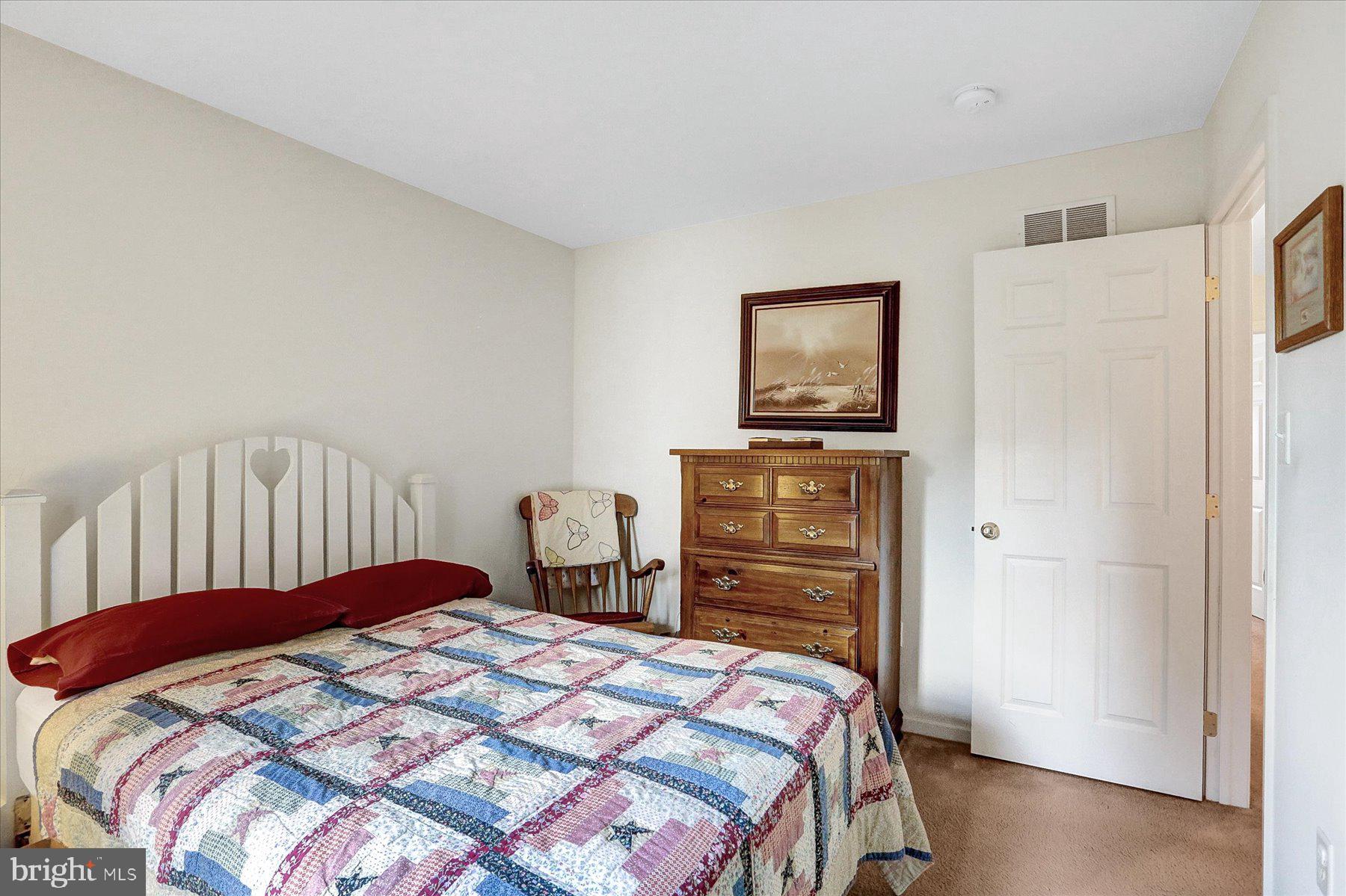 ALLYSON'S CROSSING - Residential