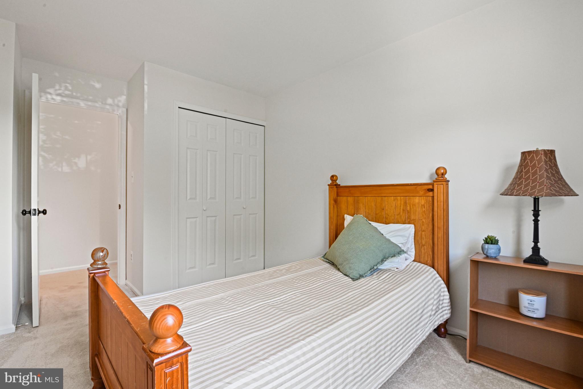 FOX MILL ESTATES 2ND ADD - Residential