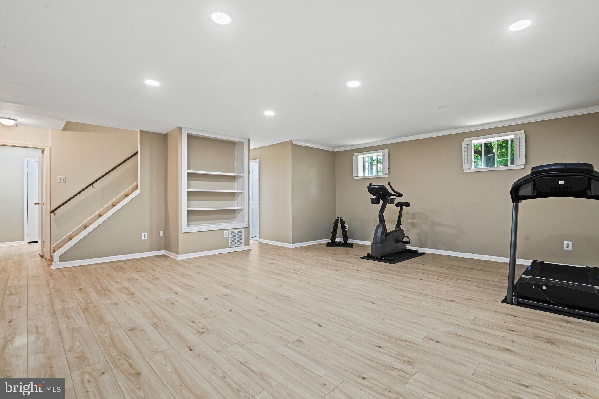 FOX MILL ESTATES 2ND ADD - Residential