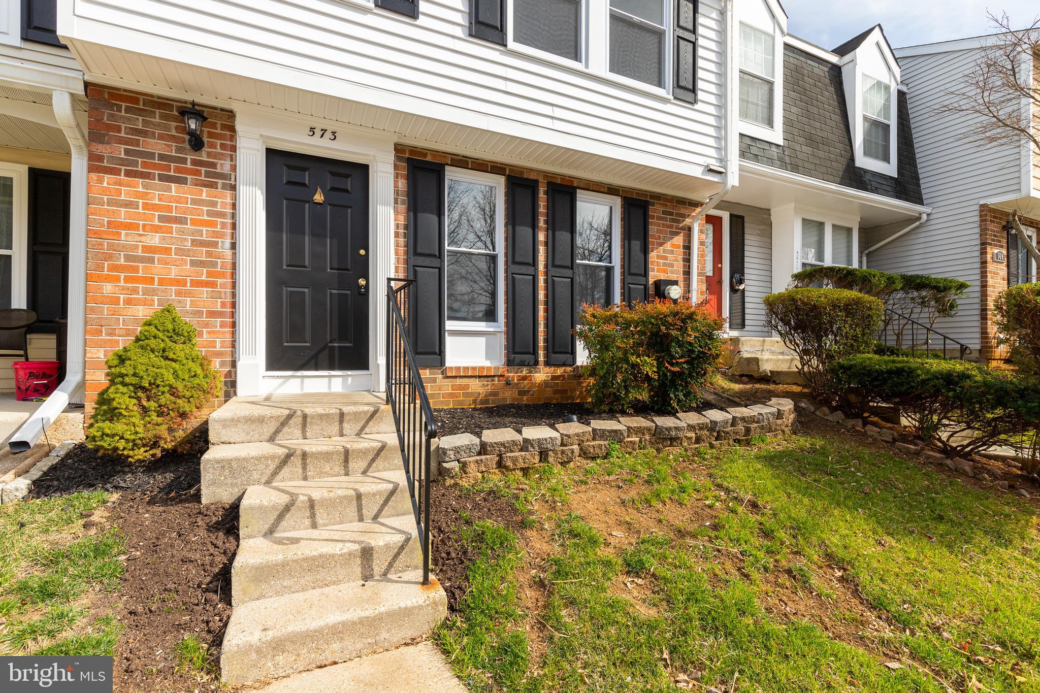 OAKMONT CONDOMIMIUM - Residential