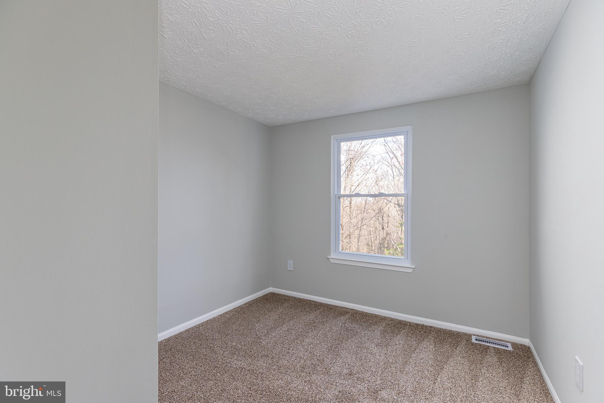 OAKMONT CONDOMIMIUM - Residential