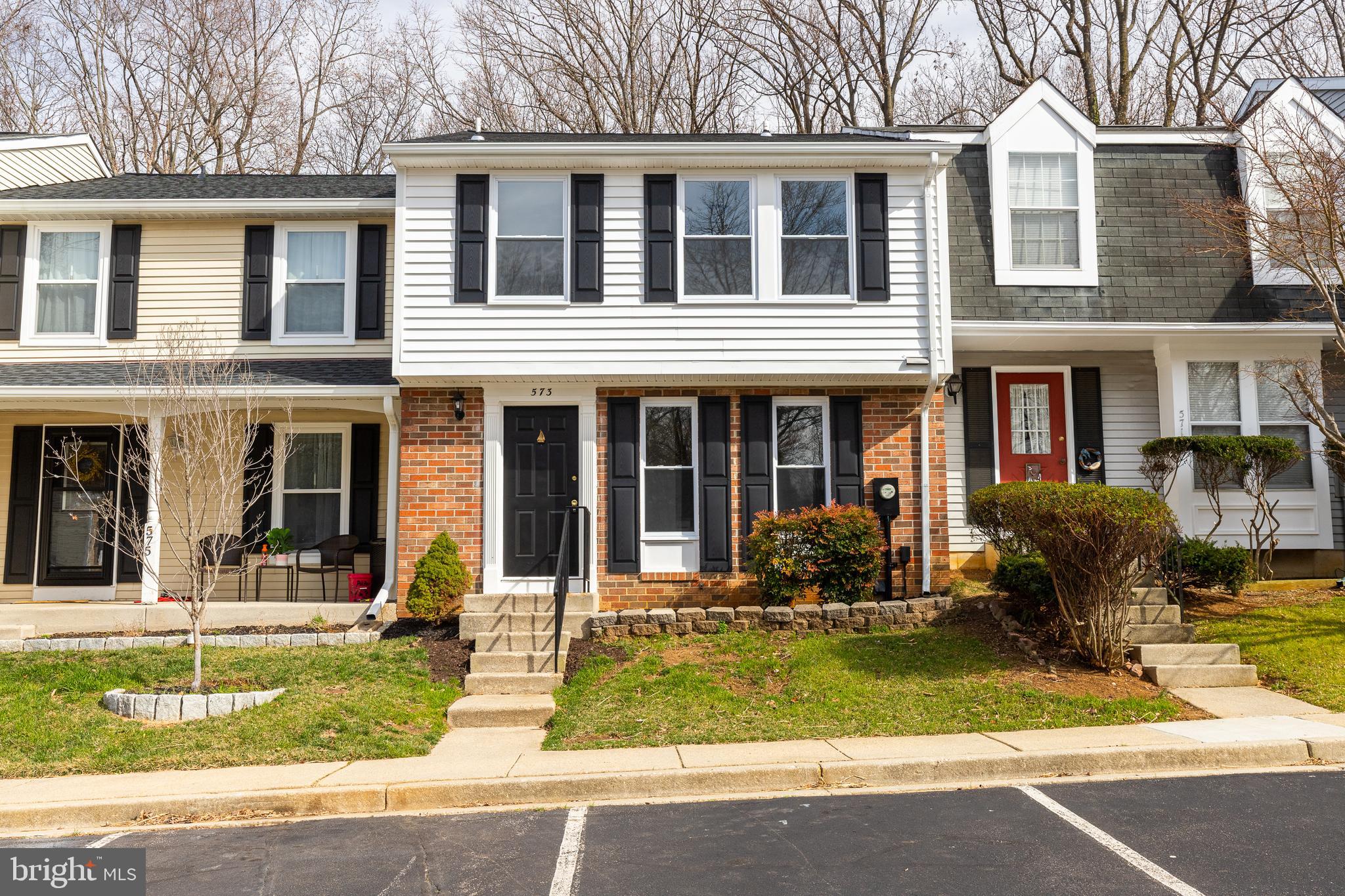 OAKMONT CONDOMIMIUM - Residential