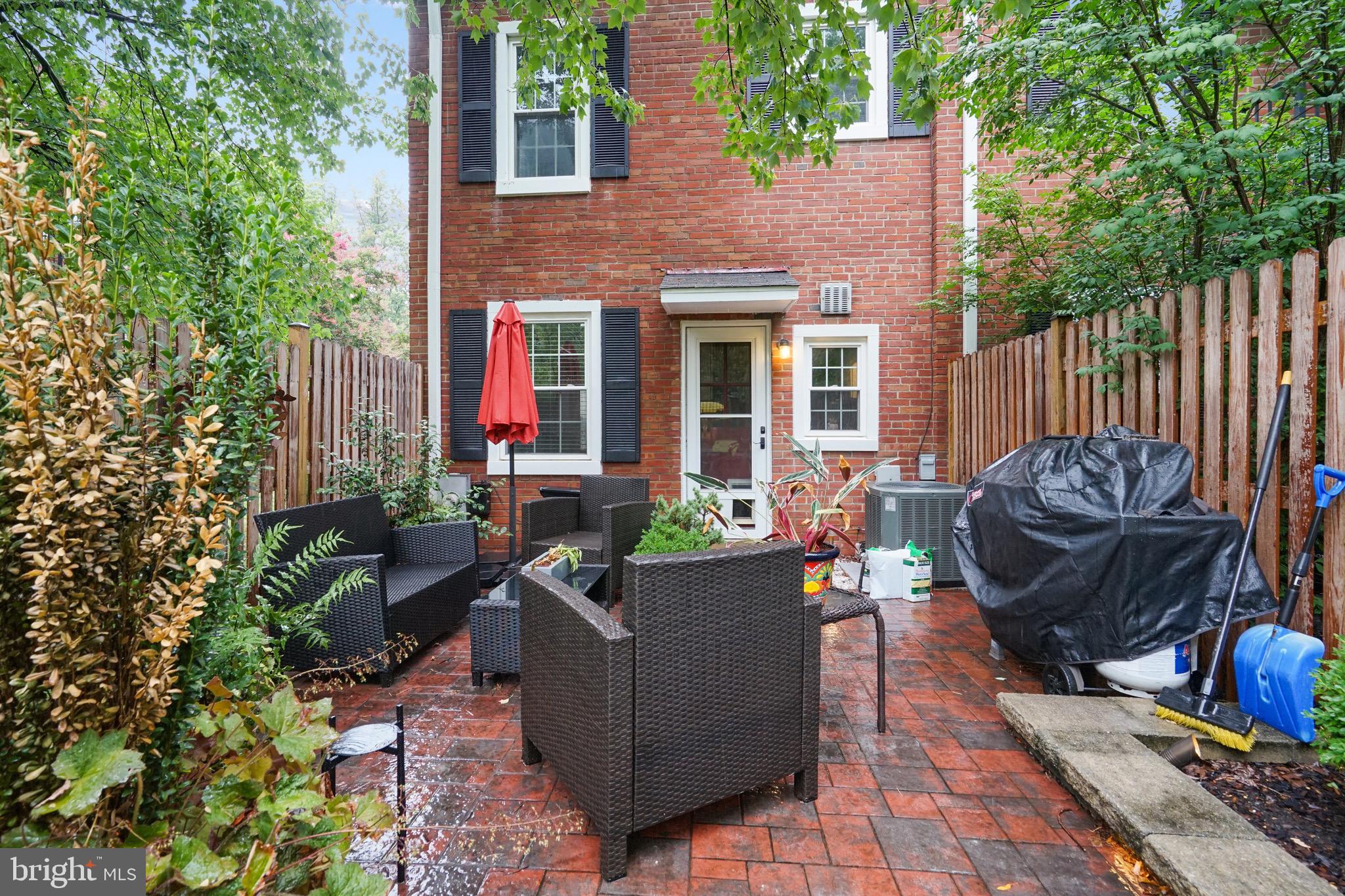 FAIRLINGTON VILLAGES - Residential Lease