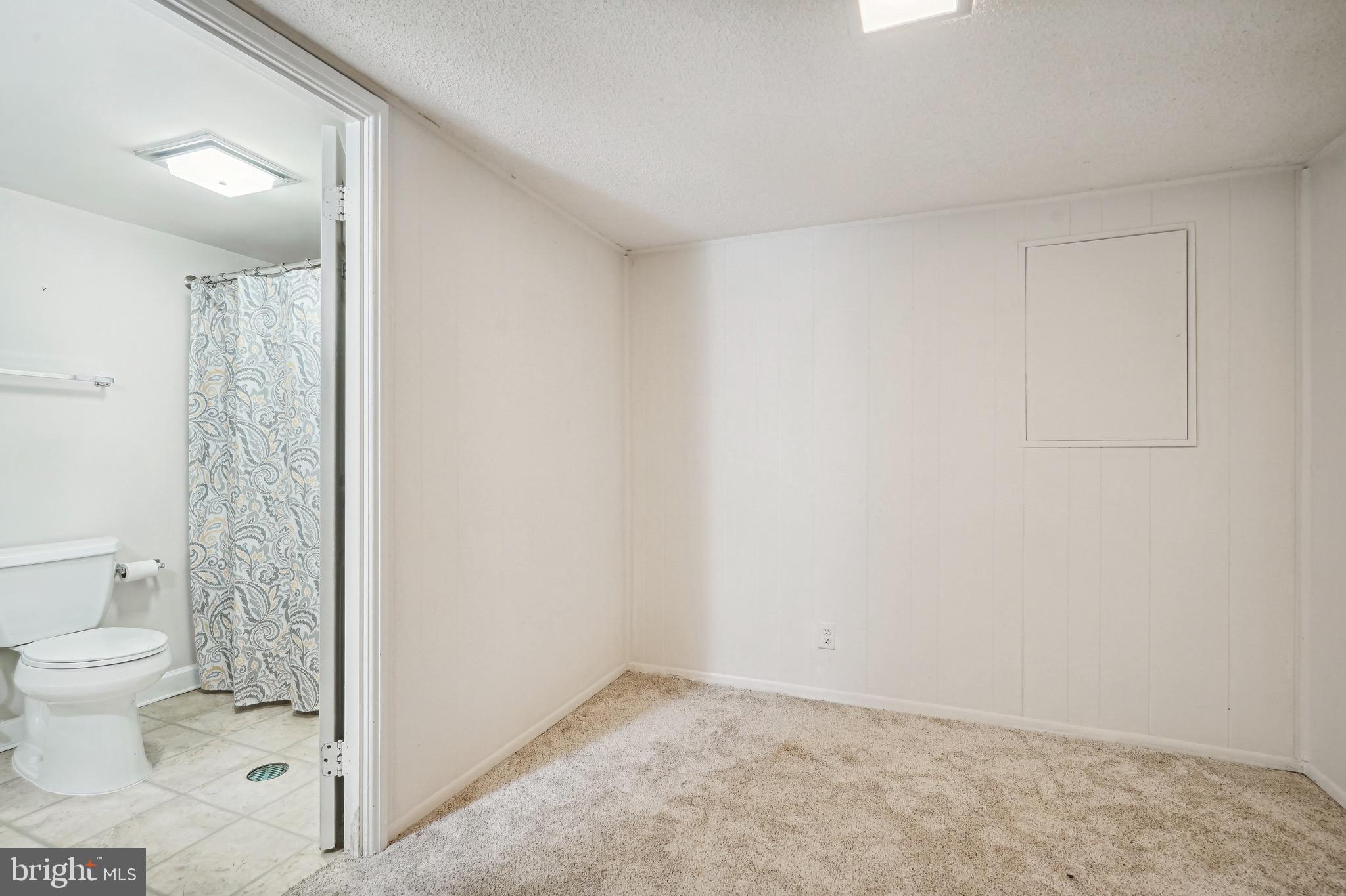 FAIRLINGTON VILLAGES - Residential Lease