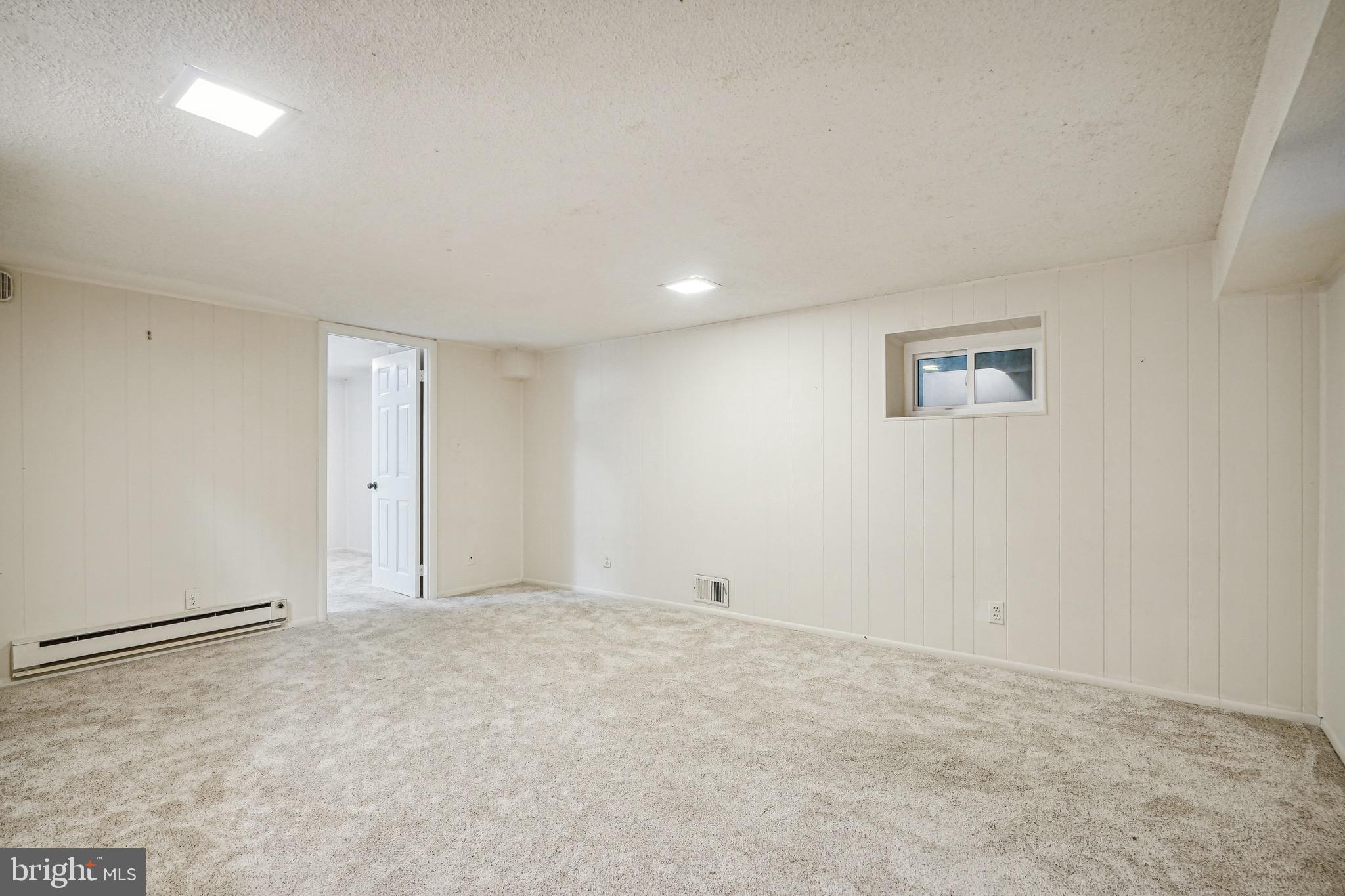 FAIRLINGTON VILLAGES - Residential Lease