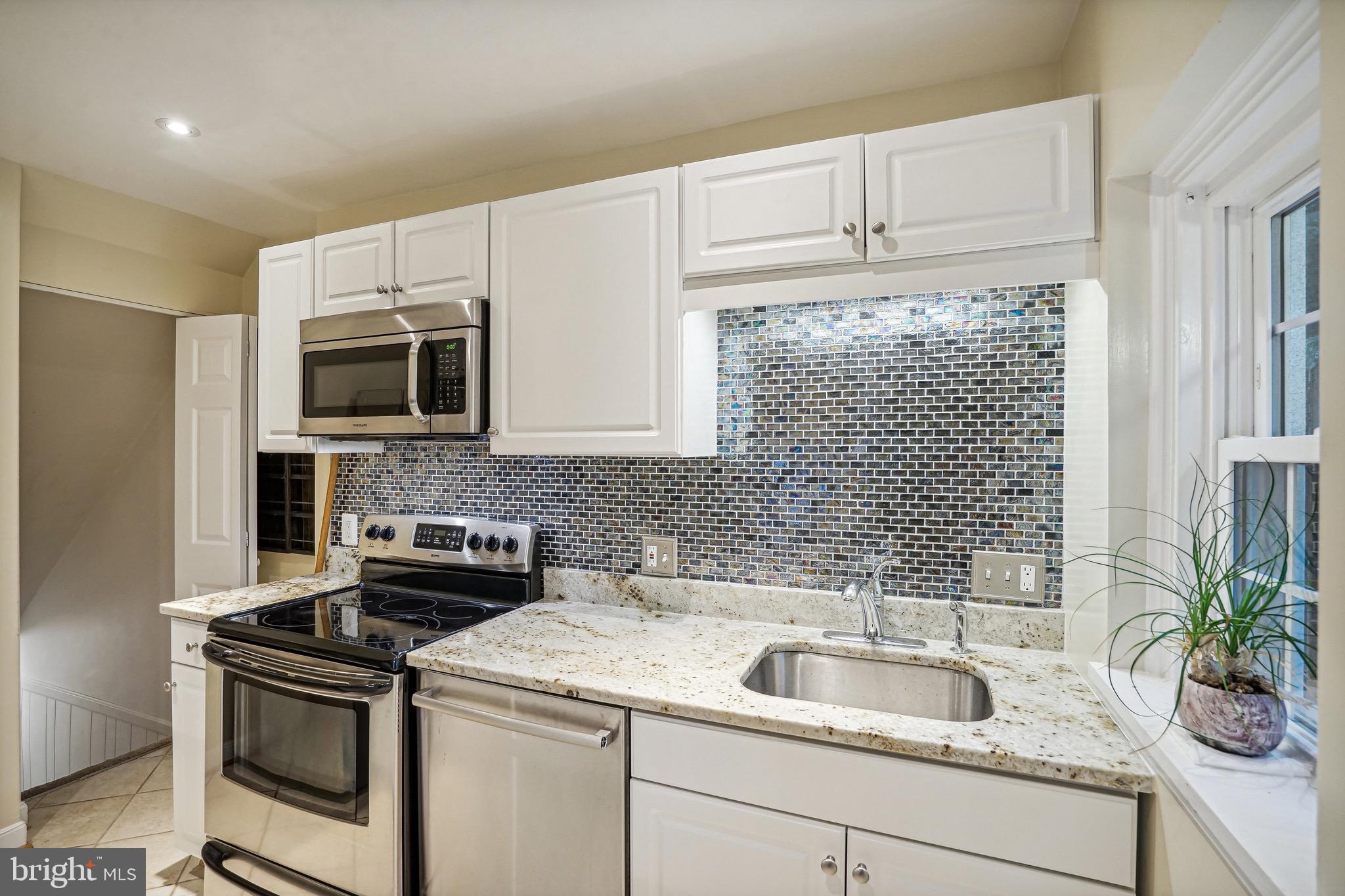 FAIRLINGTON VILLAGES - Residential Lease