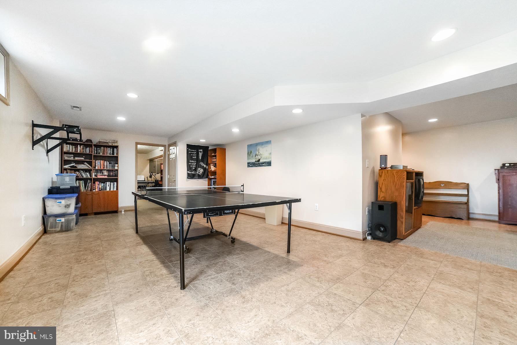 ARROWHEAD - Residential