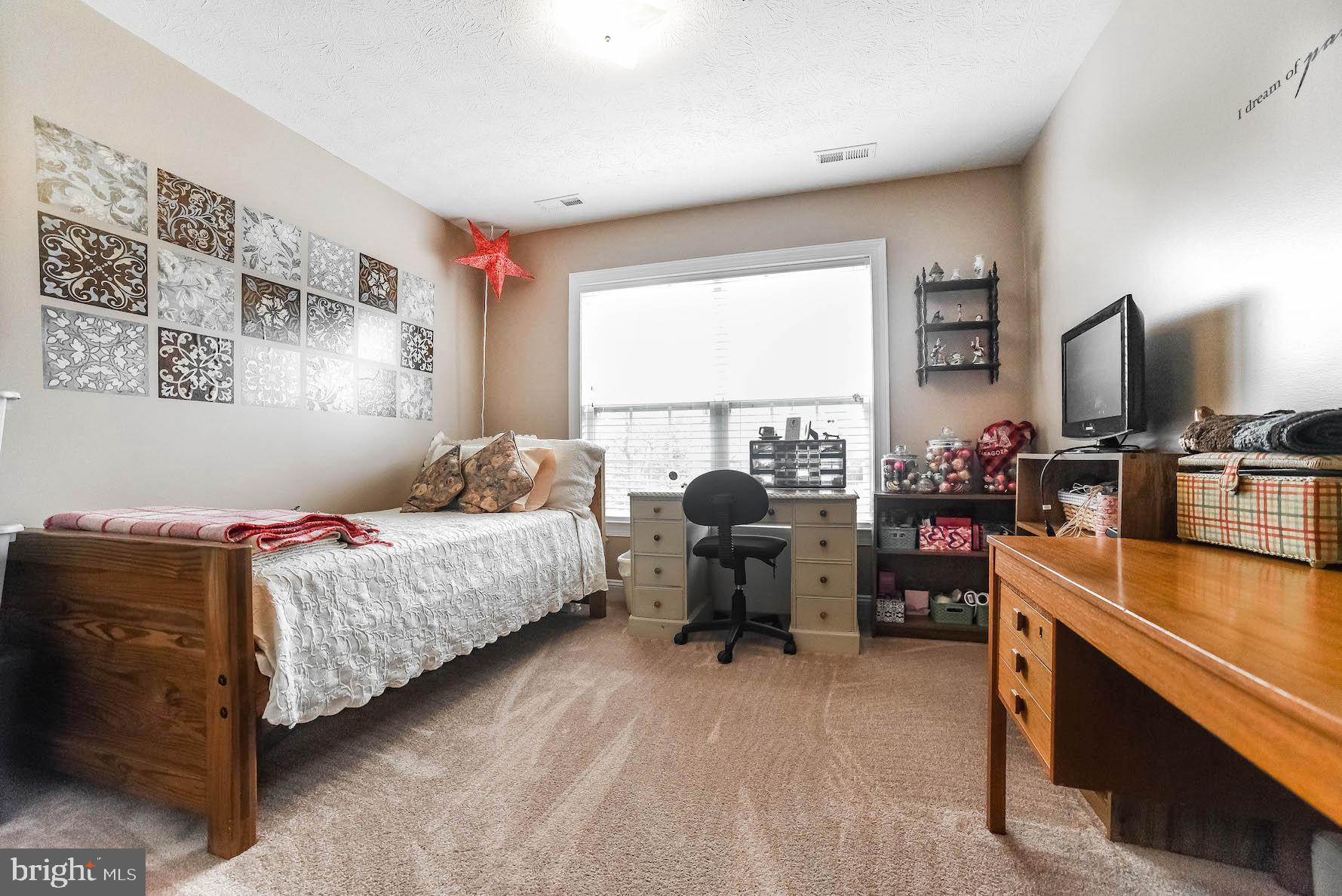 ARROWHEAD - Residential