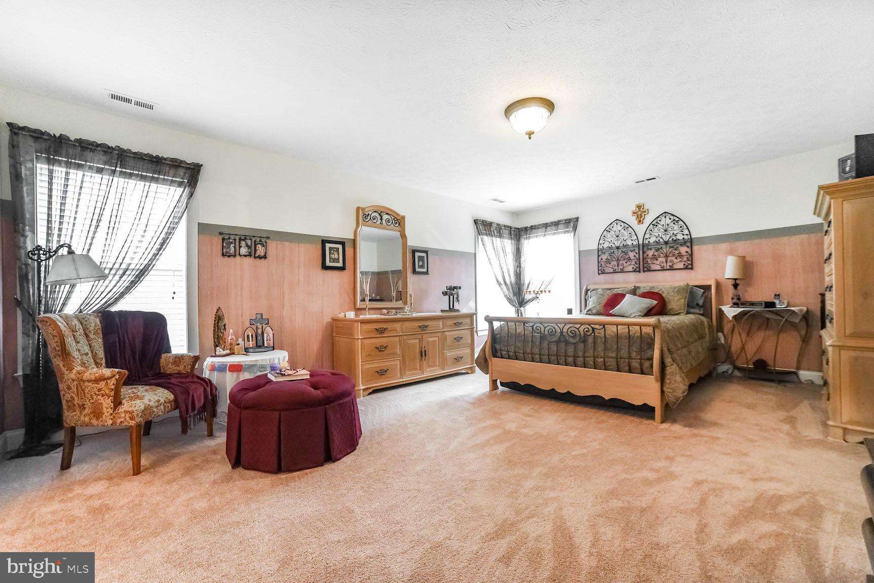 ARROWHEAD - Residential