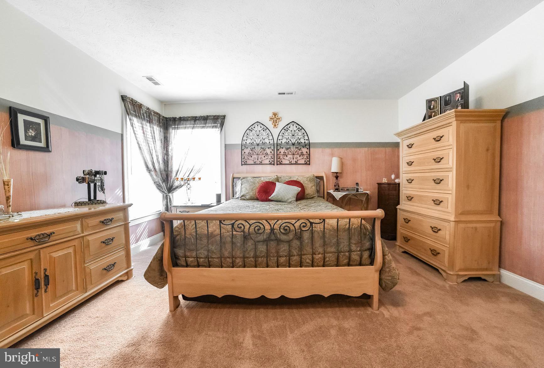 ARROWHEAD - Residential