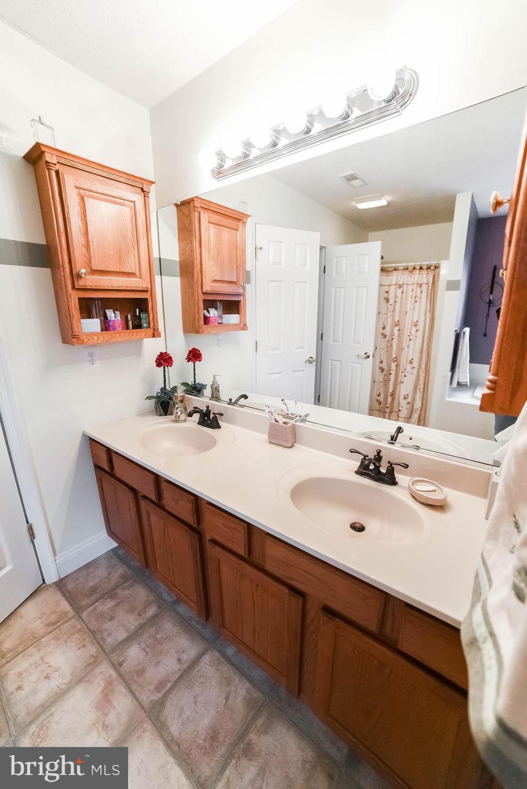 ARROWHEAD - Residential