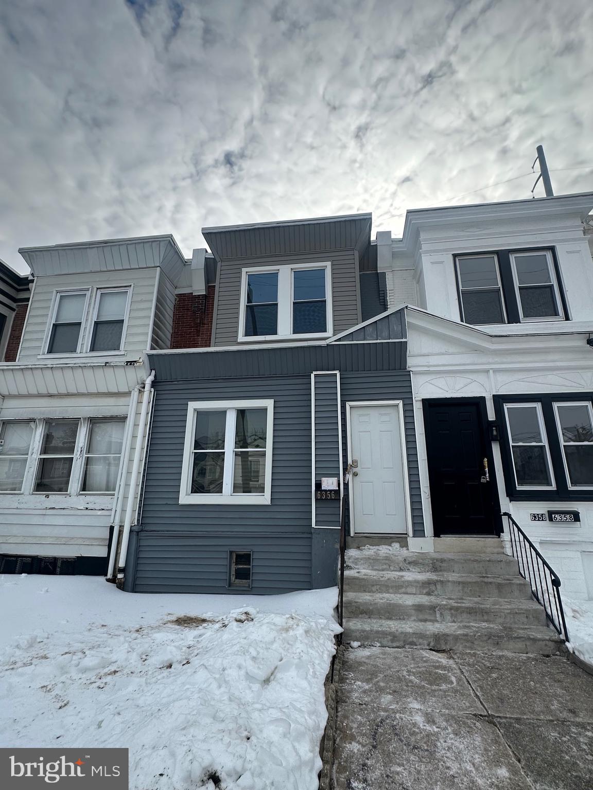 ELMWOOD PARK - Residential