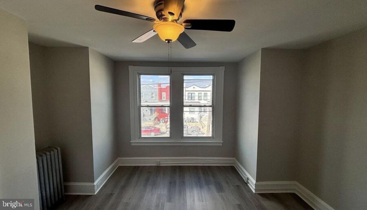 ELMWOOD PARK - Residential