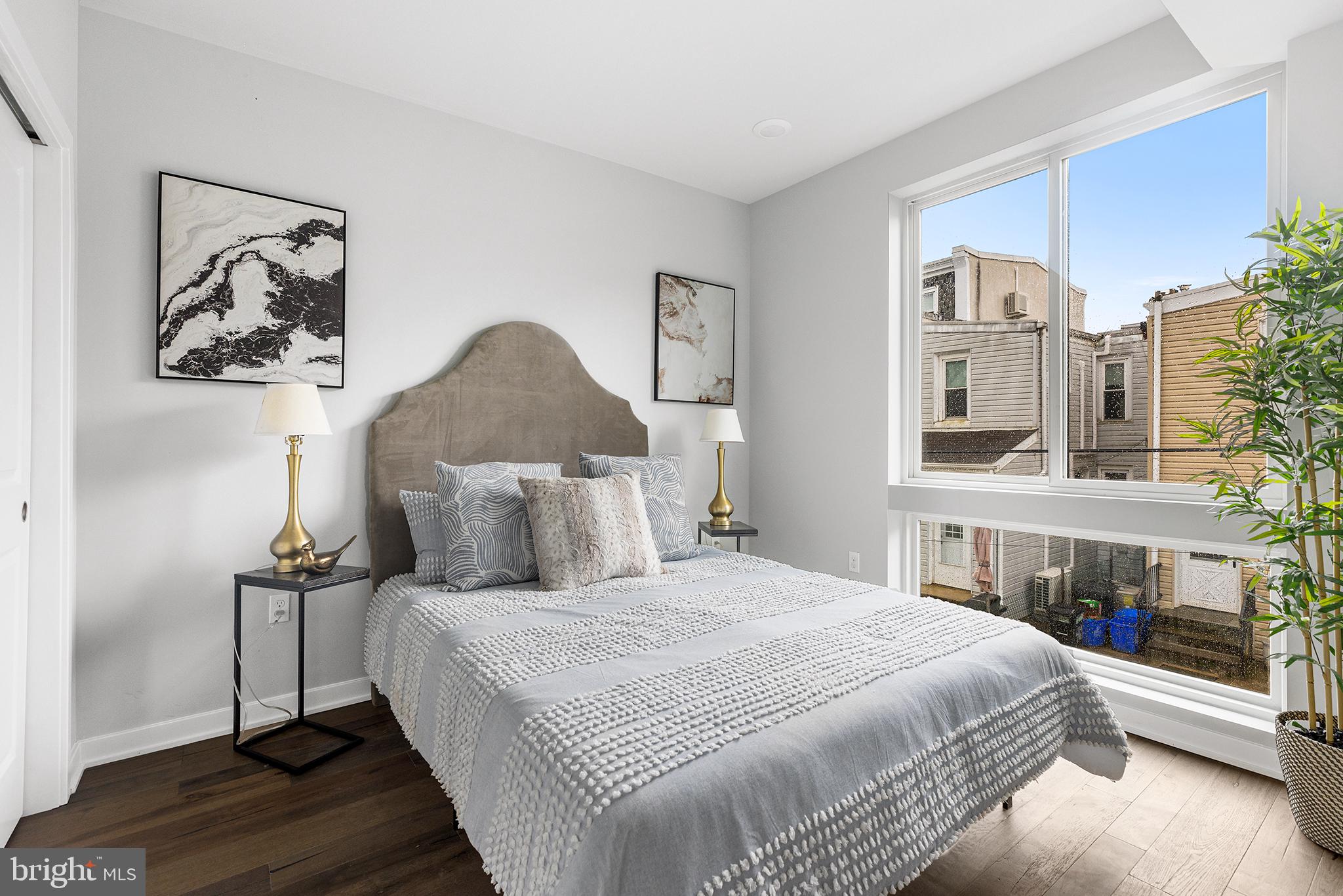 MANAYUNK - Residential Lease